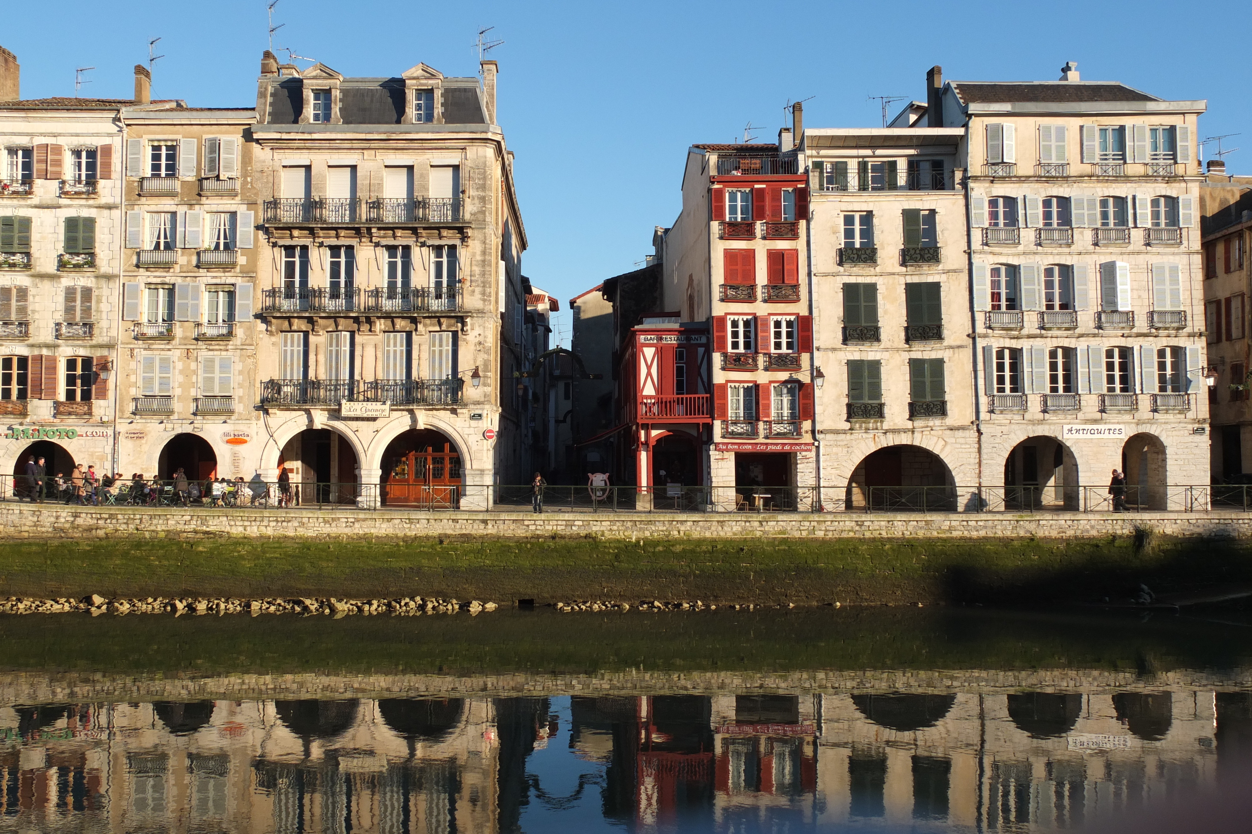 Picture France Bayonne 2013-01 44 - Tours Bayonne