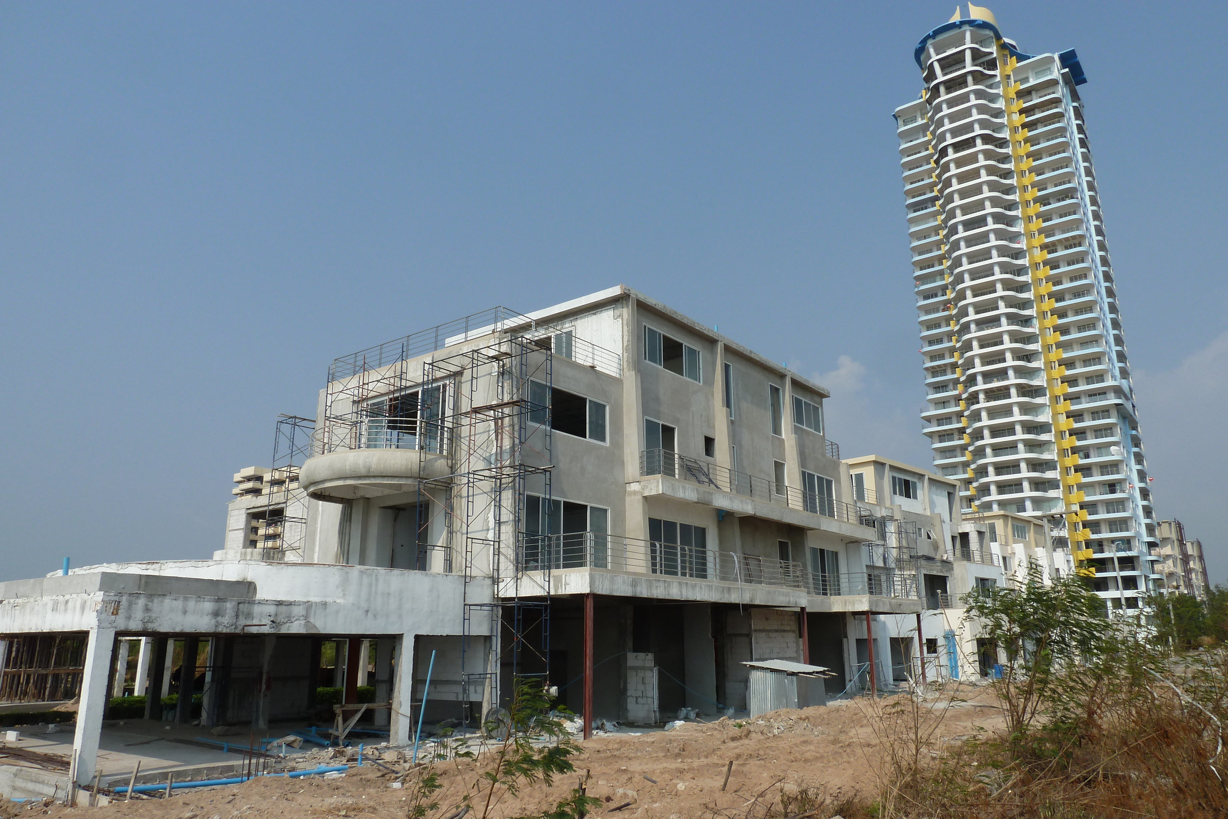 Picture Thailand Jomtien La Royale Beach condo 2011-02 10 - History La Royale Beach condo