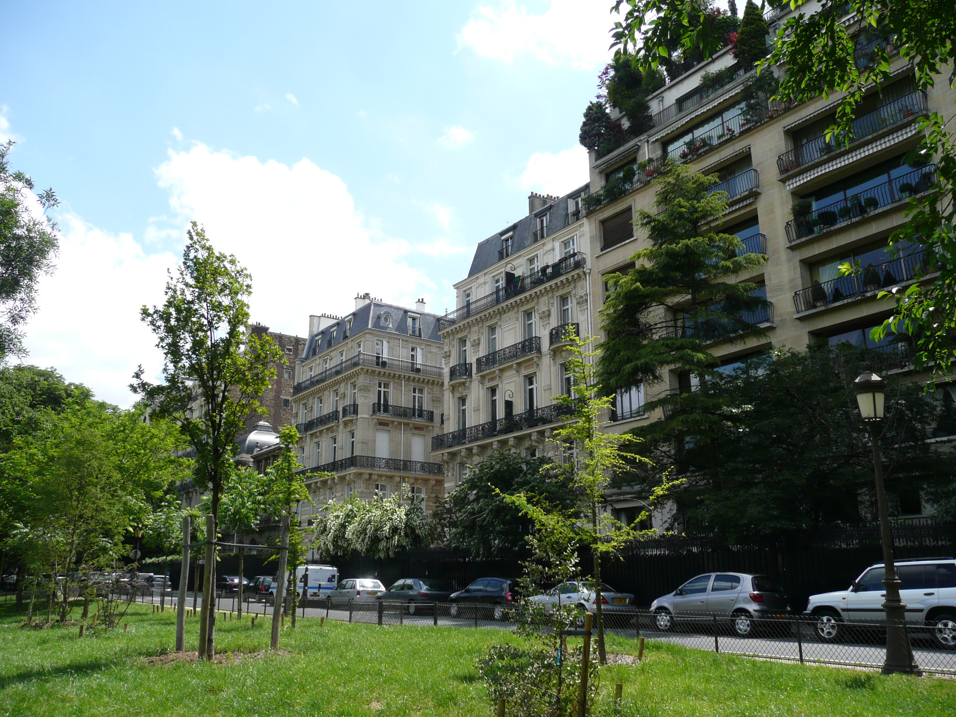 Picture France Paris Avenue Foch 2007-06 177 - Center Avenue Foch