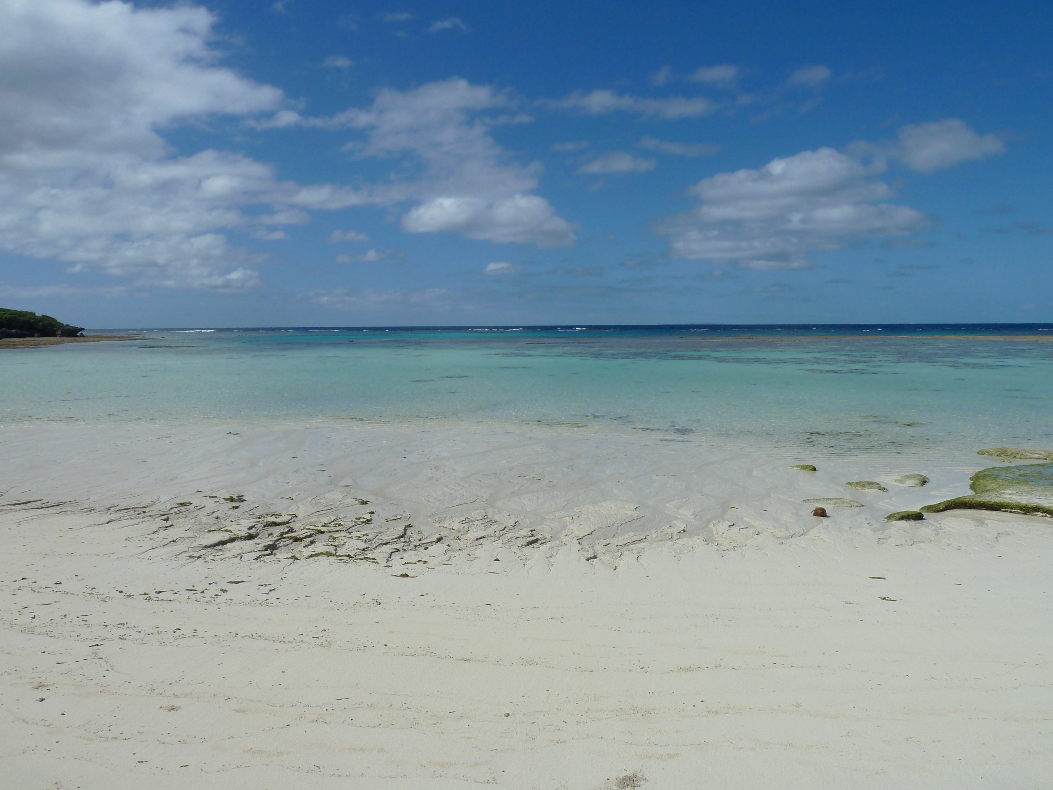 Picture New Caledonia Lifou Mu 2010-05 3 - Around Mu