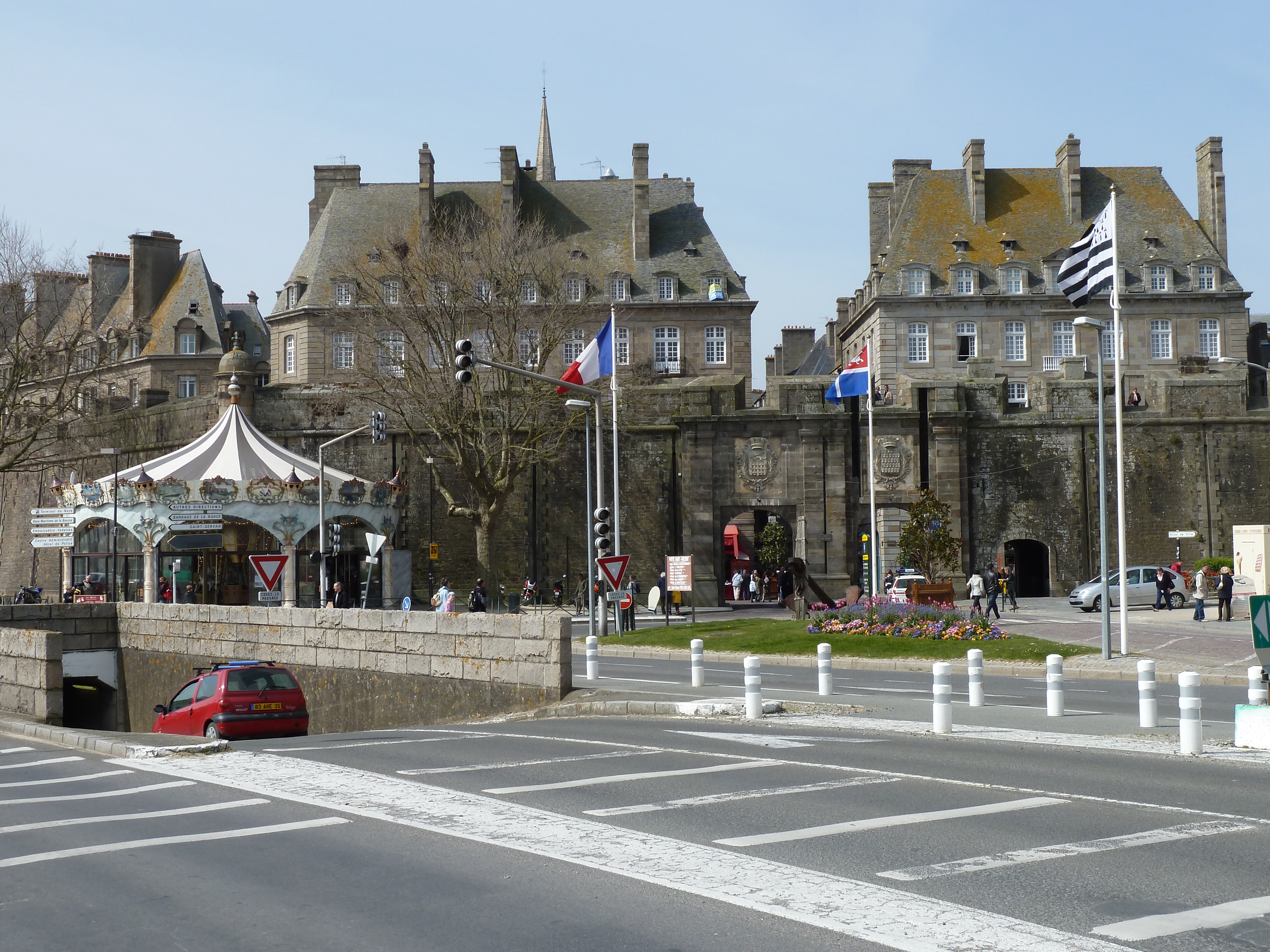 Picture France St Malo 2010-04 178 - Tours St Malo