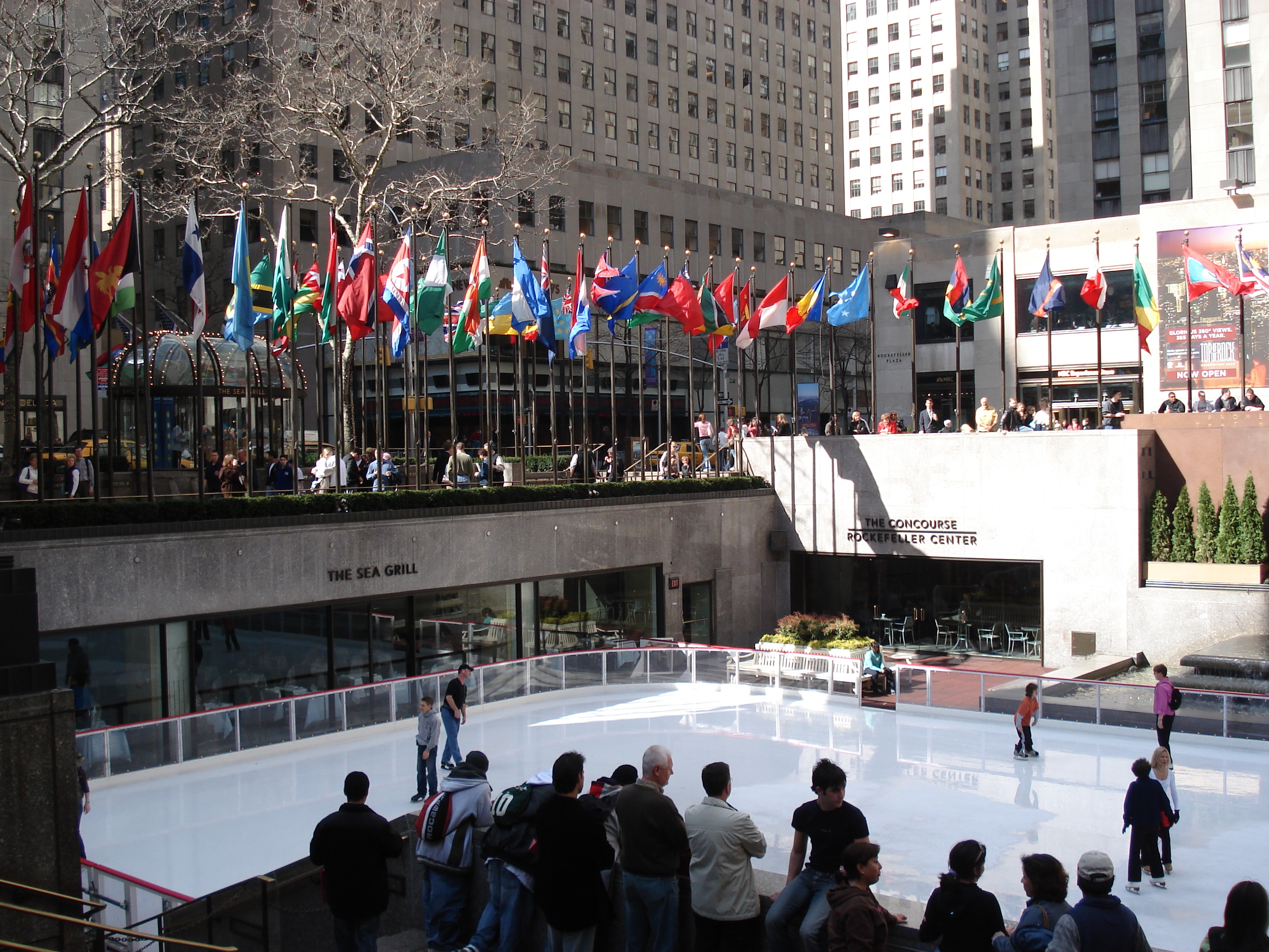 Picture United States New York Rockefeller Center 2006-03 12 - Center Rockefeller Center