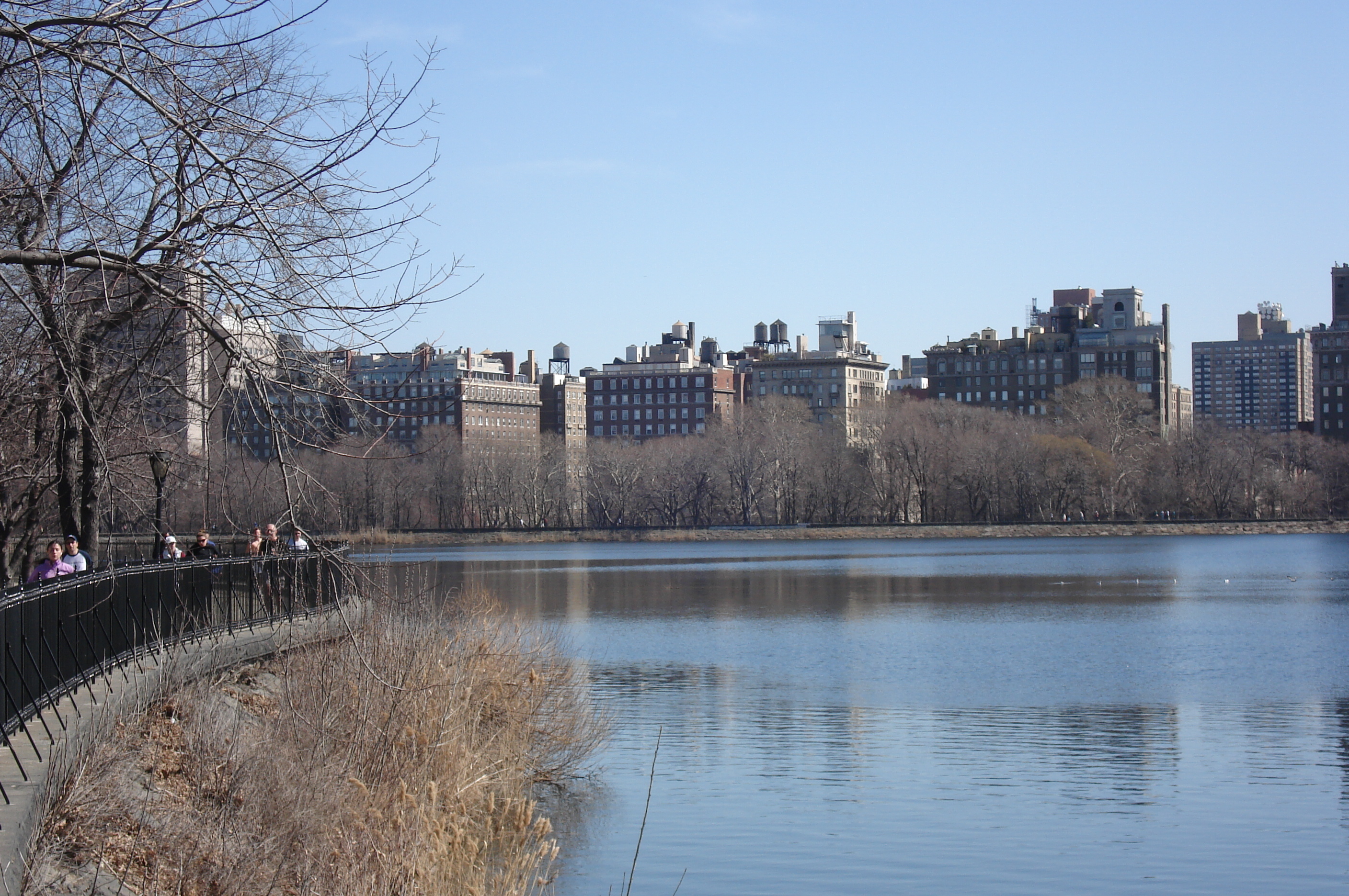 Picture United States New York Central Park 2006-03 34 - Around Central Park