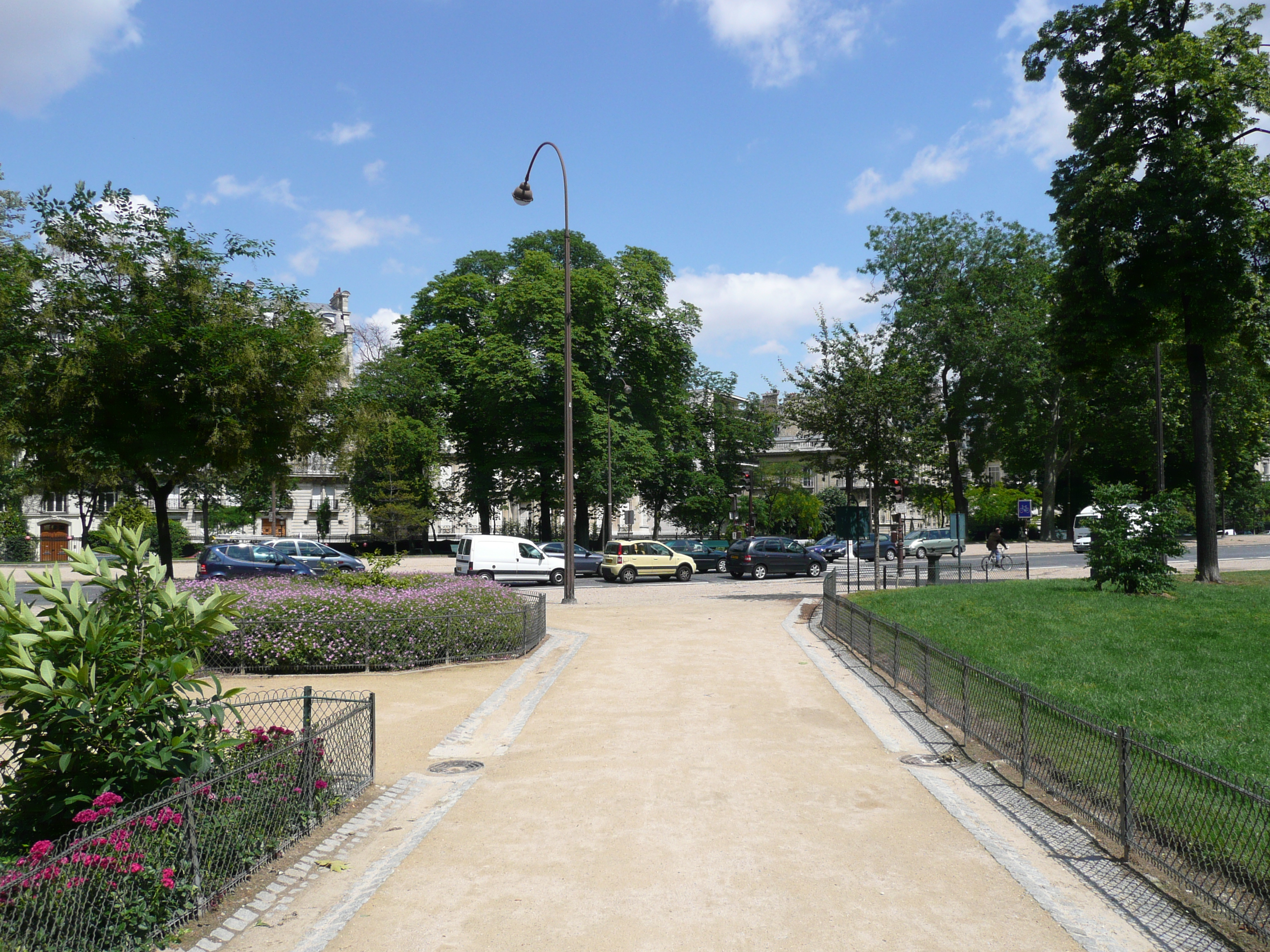 Picture France Paris Avenue Foch 2007-06 96 - Tour Avenue Foch