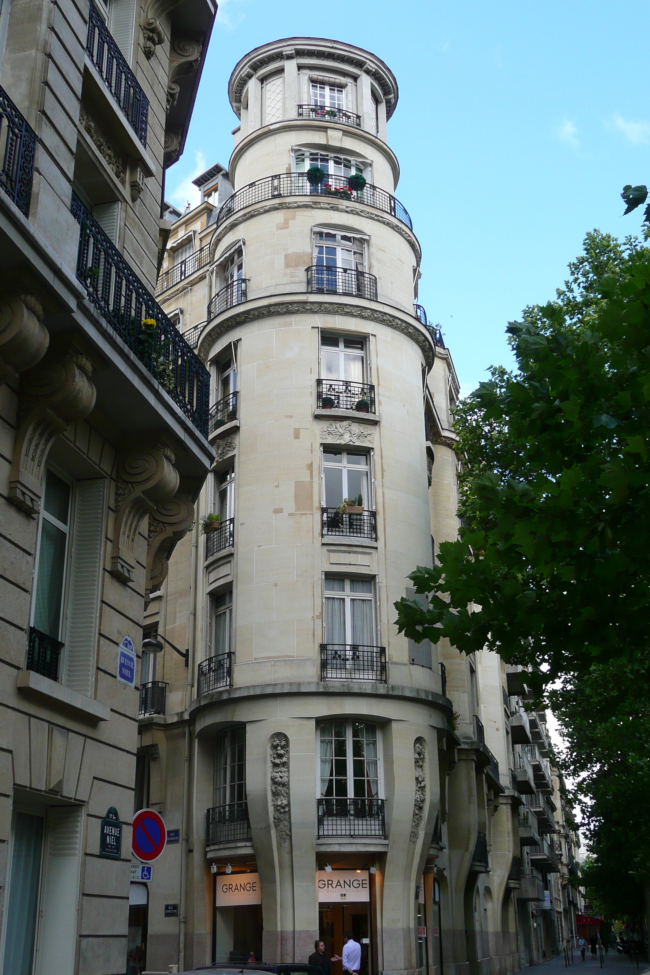 Picture France Paris Avenue Niel 2007-06 27 - History Avenue Niel