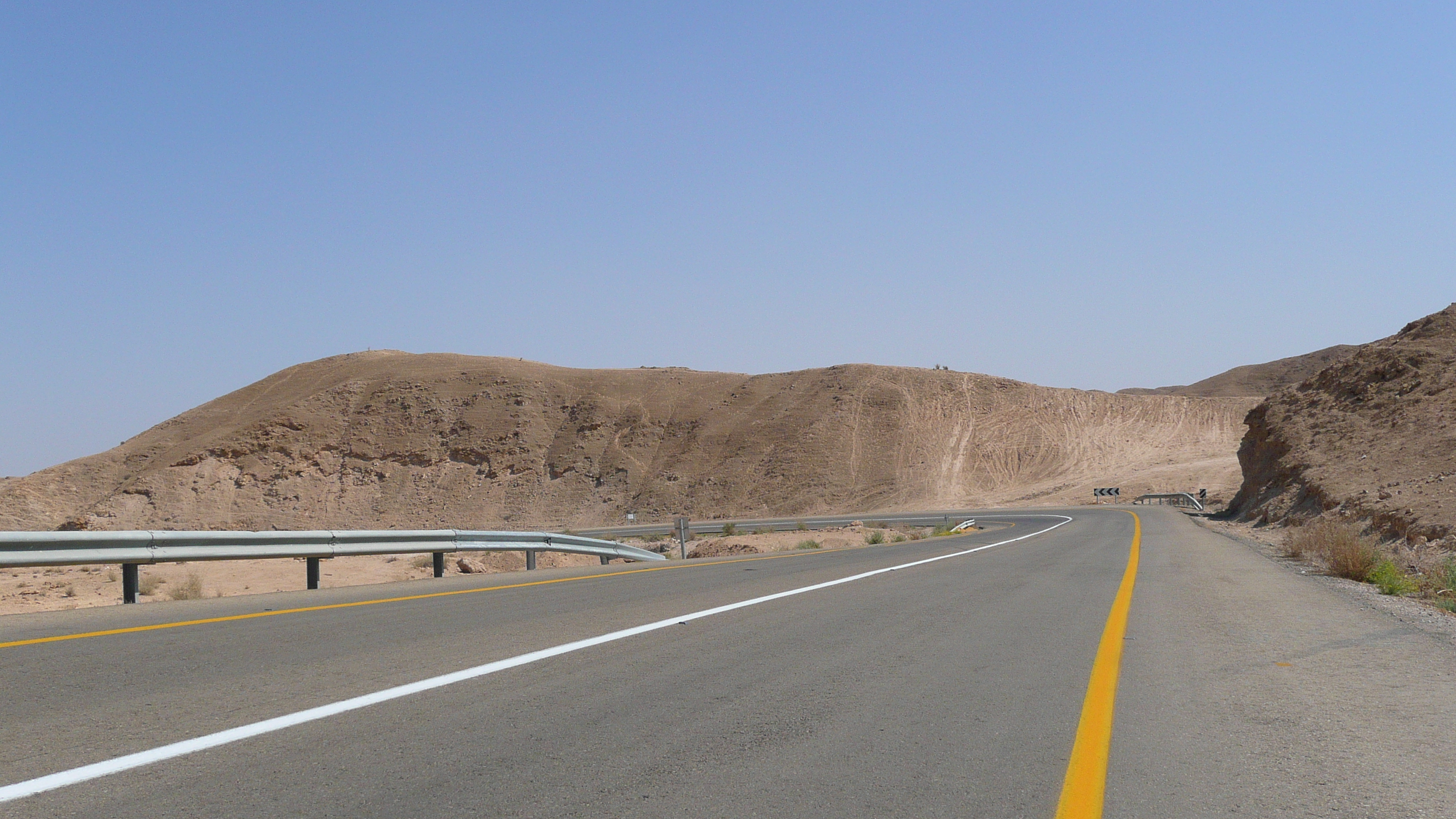 Picture Israel Arad to Dead Sea road 2007-06 127 - Center Arad to Dead Sea road