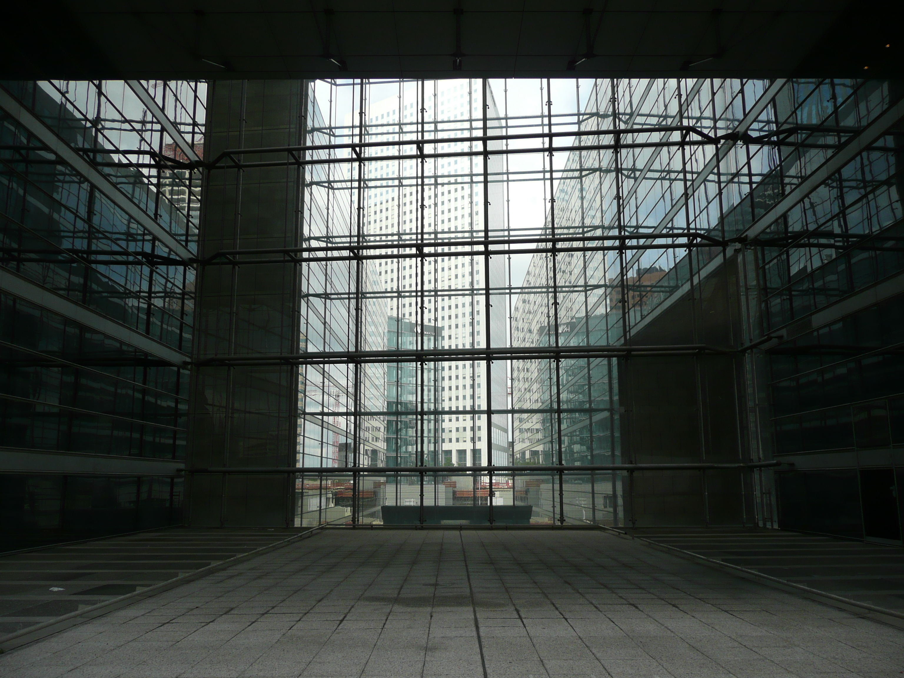 Picture France Paris La Defense 2007-05 132 - Center La Defense