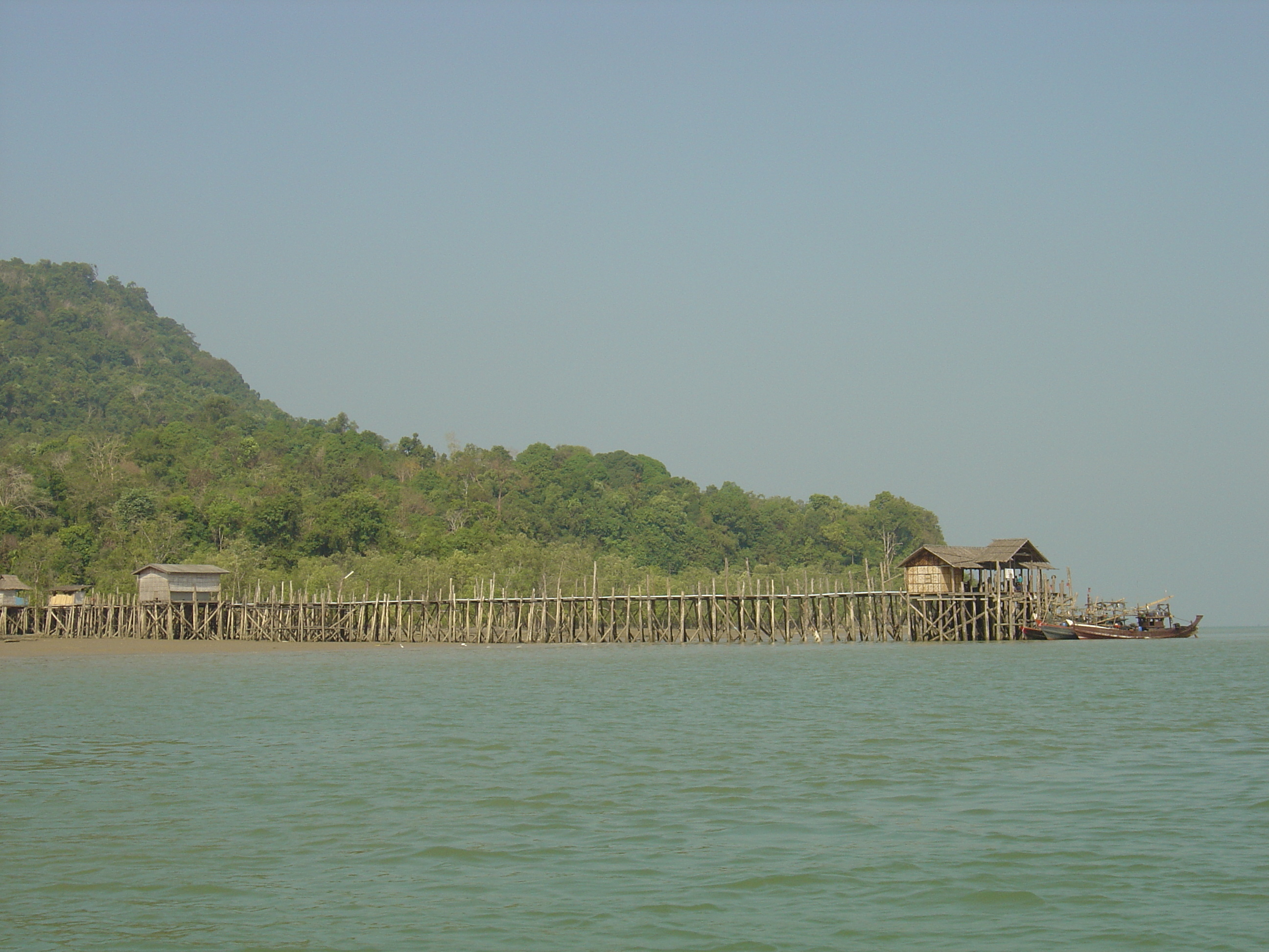 Picture Myanmar Myeik (Mergui) 2005-01 64 - Center Myeik (Mergui)