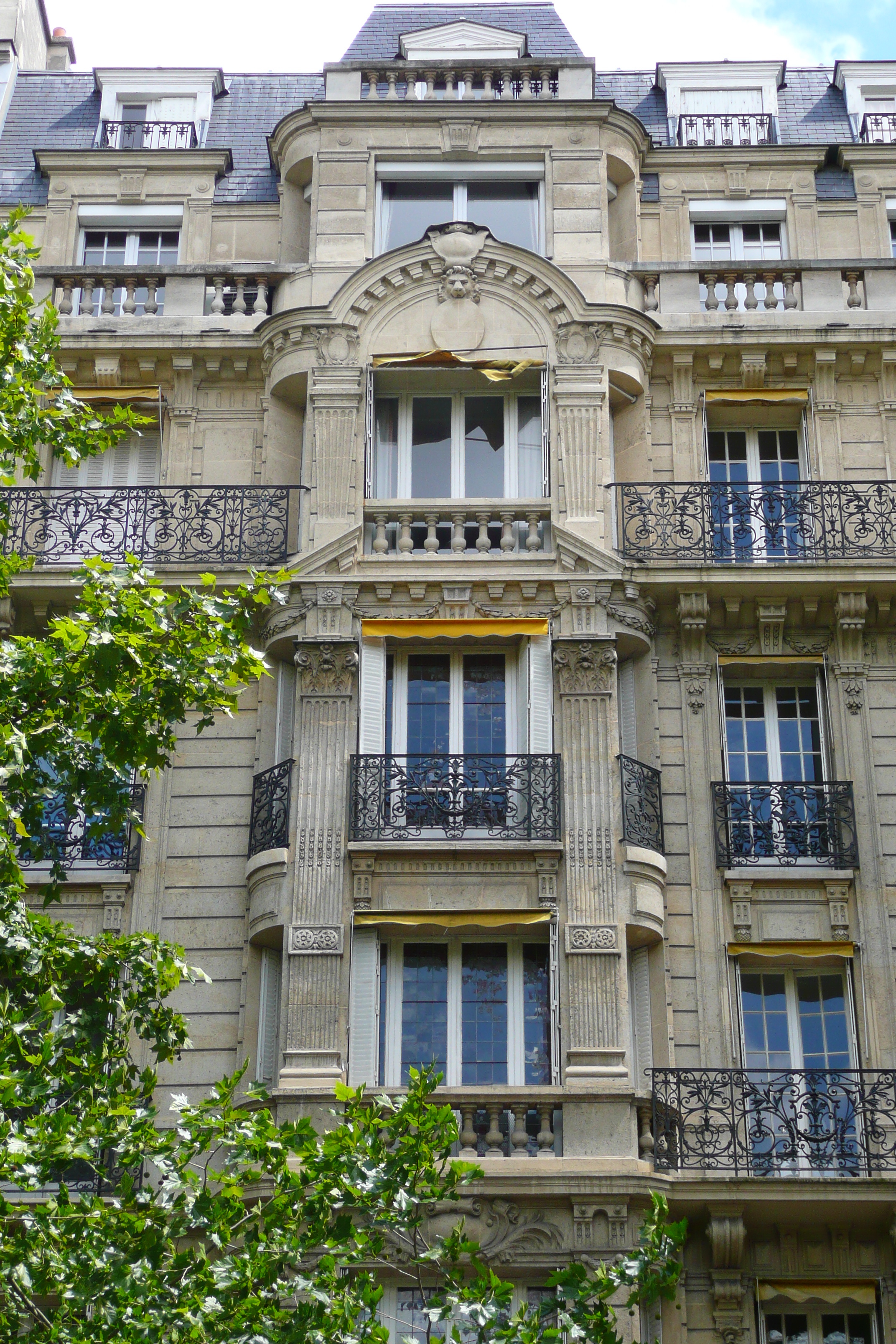 Picture France Paris Avenue Niel 2007-06 54 - Center Avenue Niel