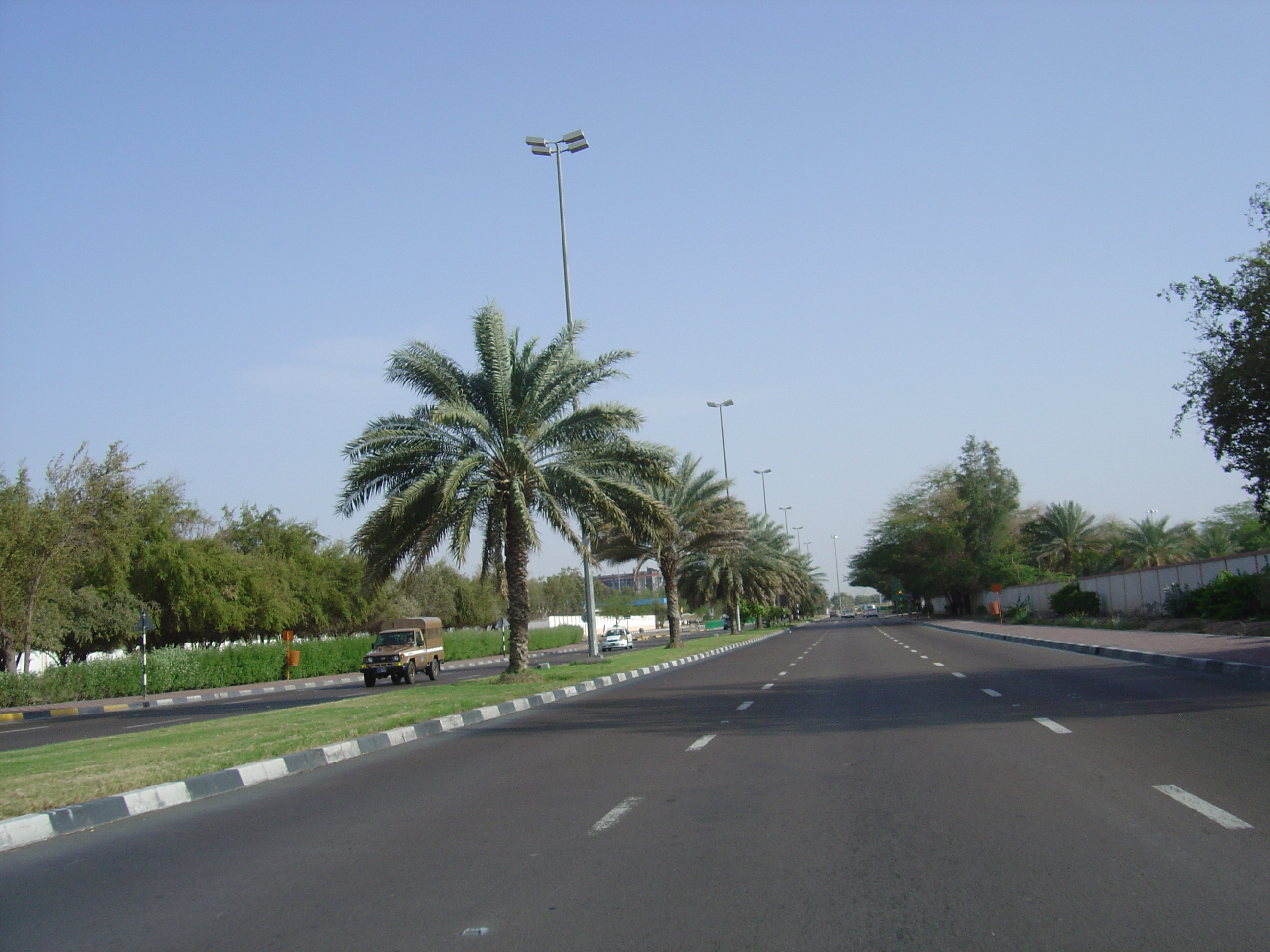 Picture United Arab Emirates Al Ain 2005-03 25 - Recreation Al Ain