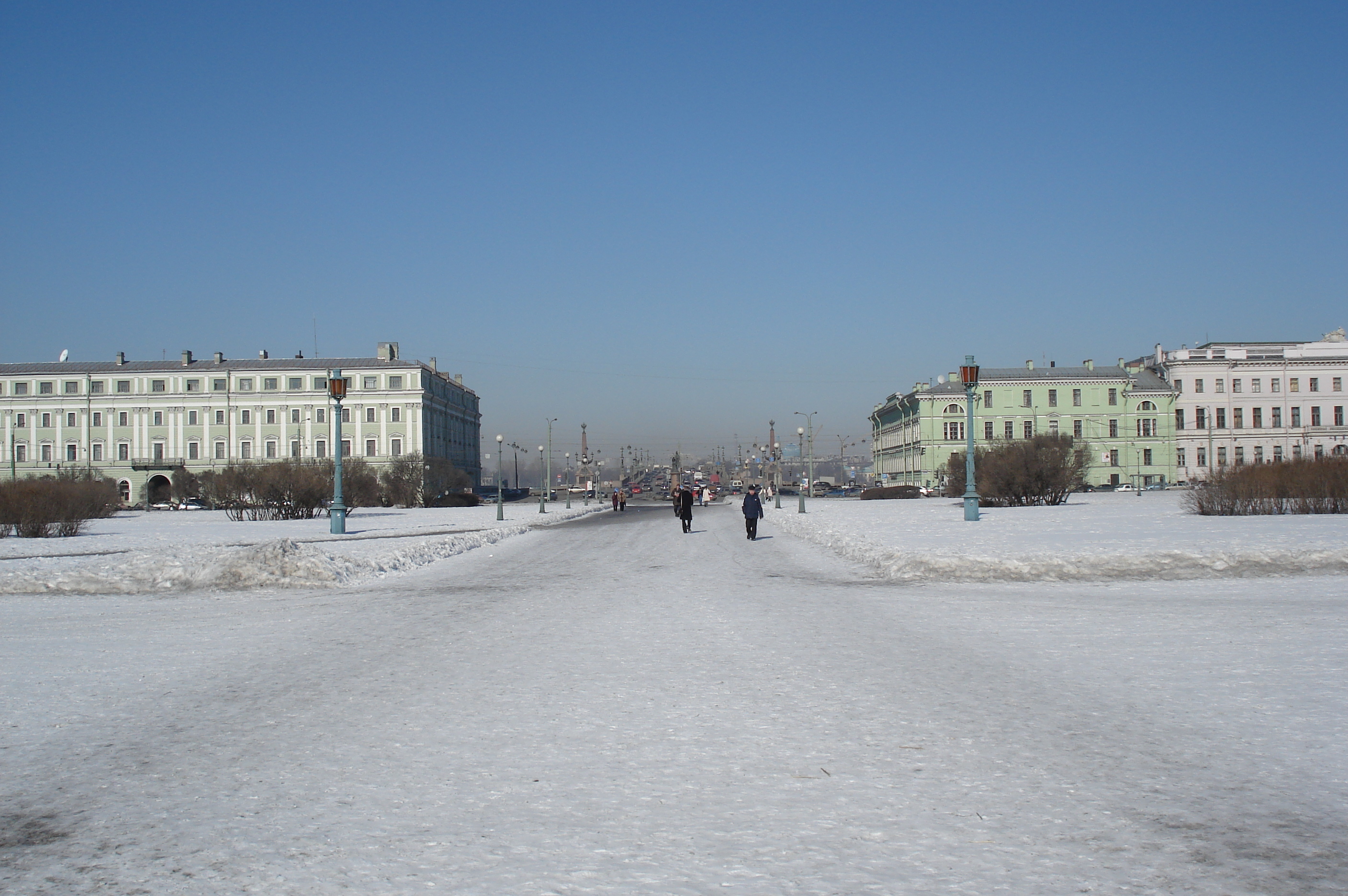 Picture Russia St Petersburg Marsovo Pole 2006-03 11 - Tours Marsovo Pole