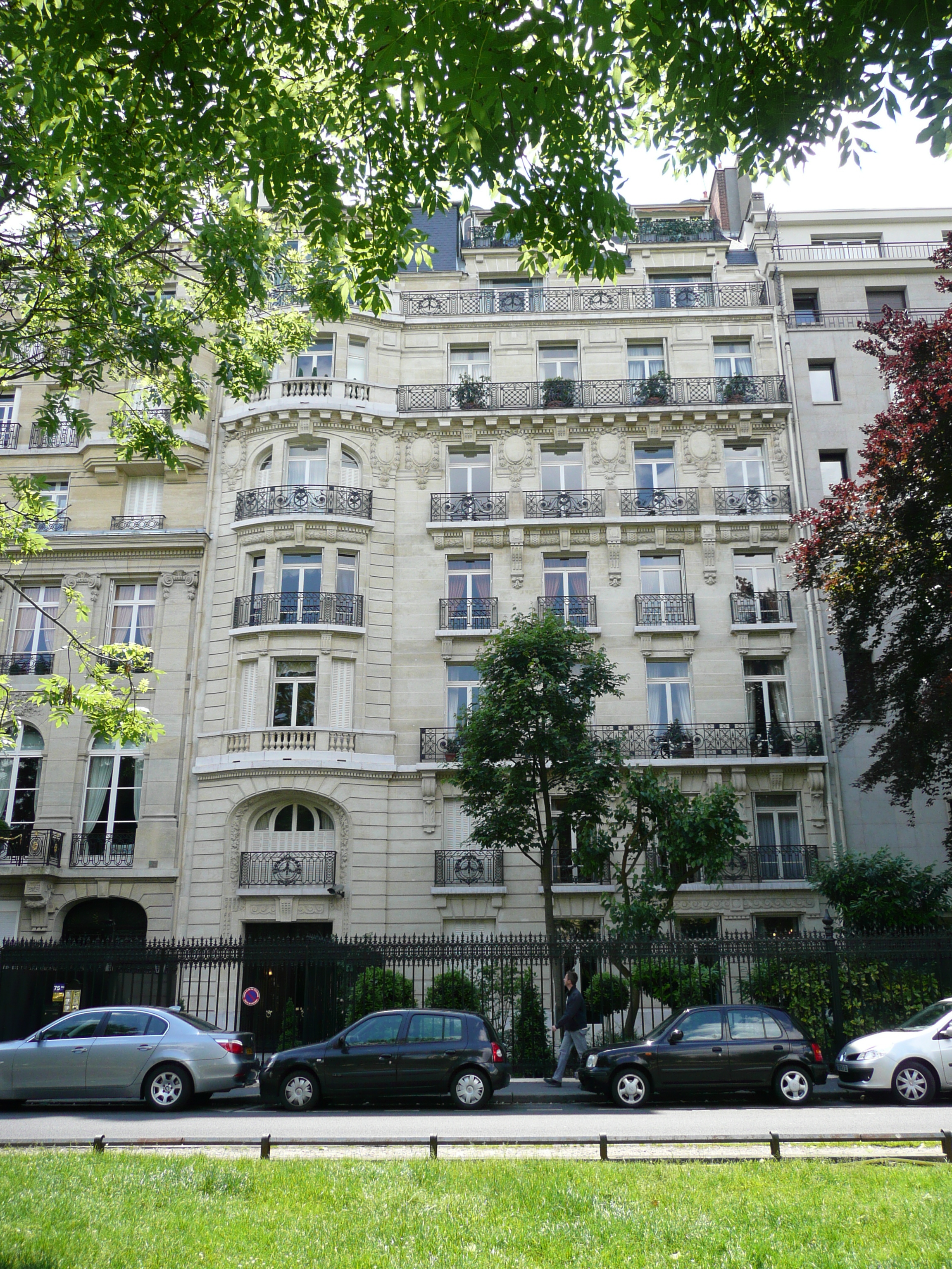 Picture France Paris Avenue Foch 2007-06 65 - Tour Avenue Foch