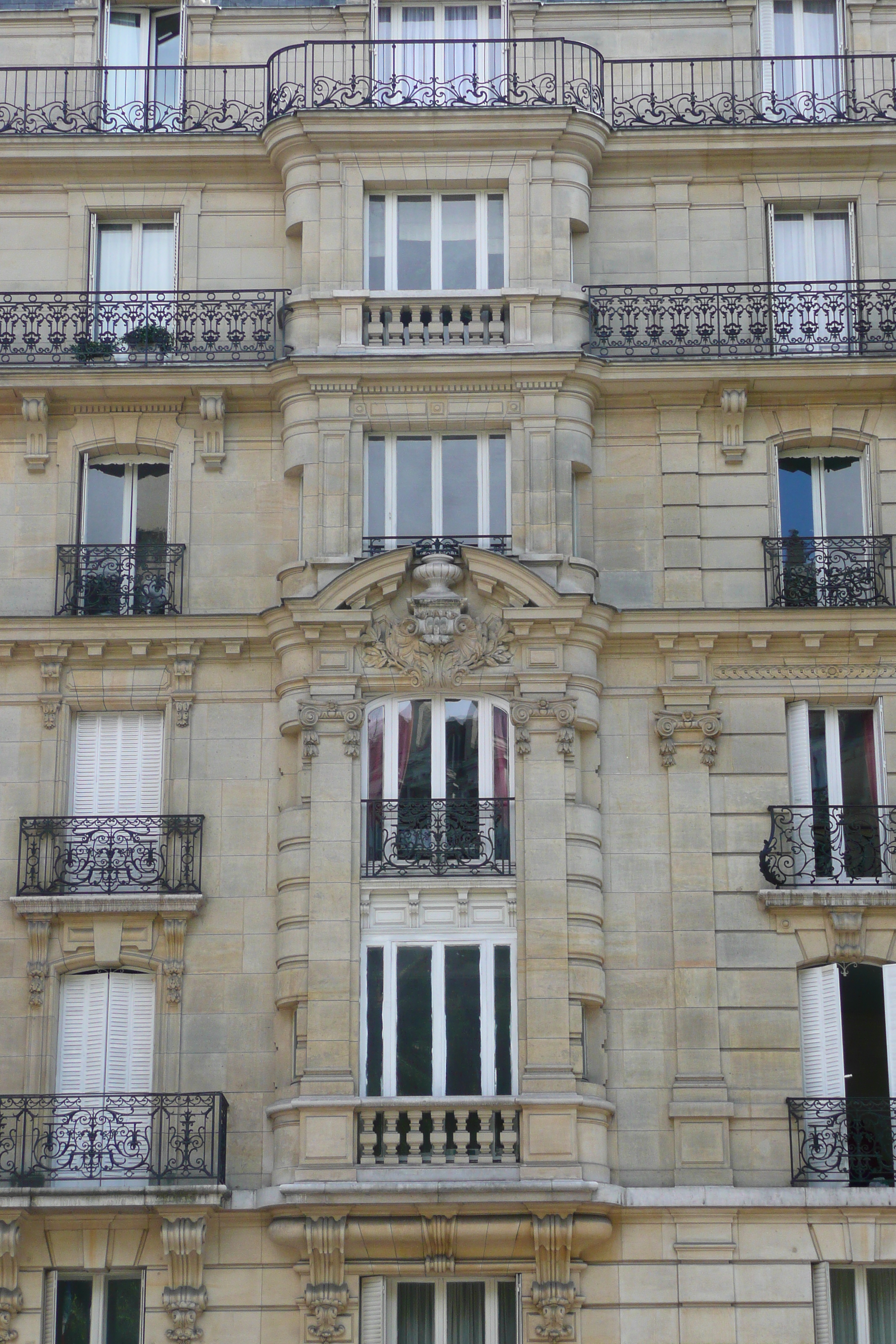 Picture France Paris Avenue Niel 2007-06 37 - Journey Avenue Niel