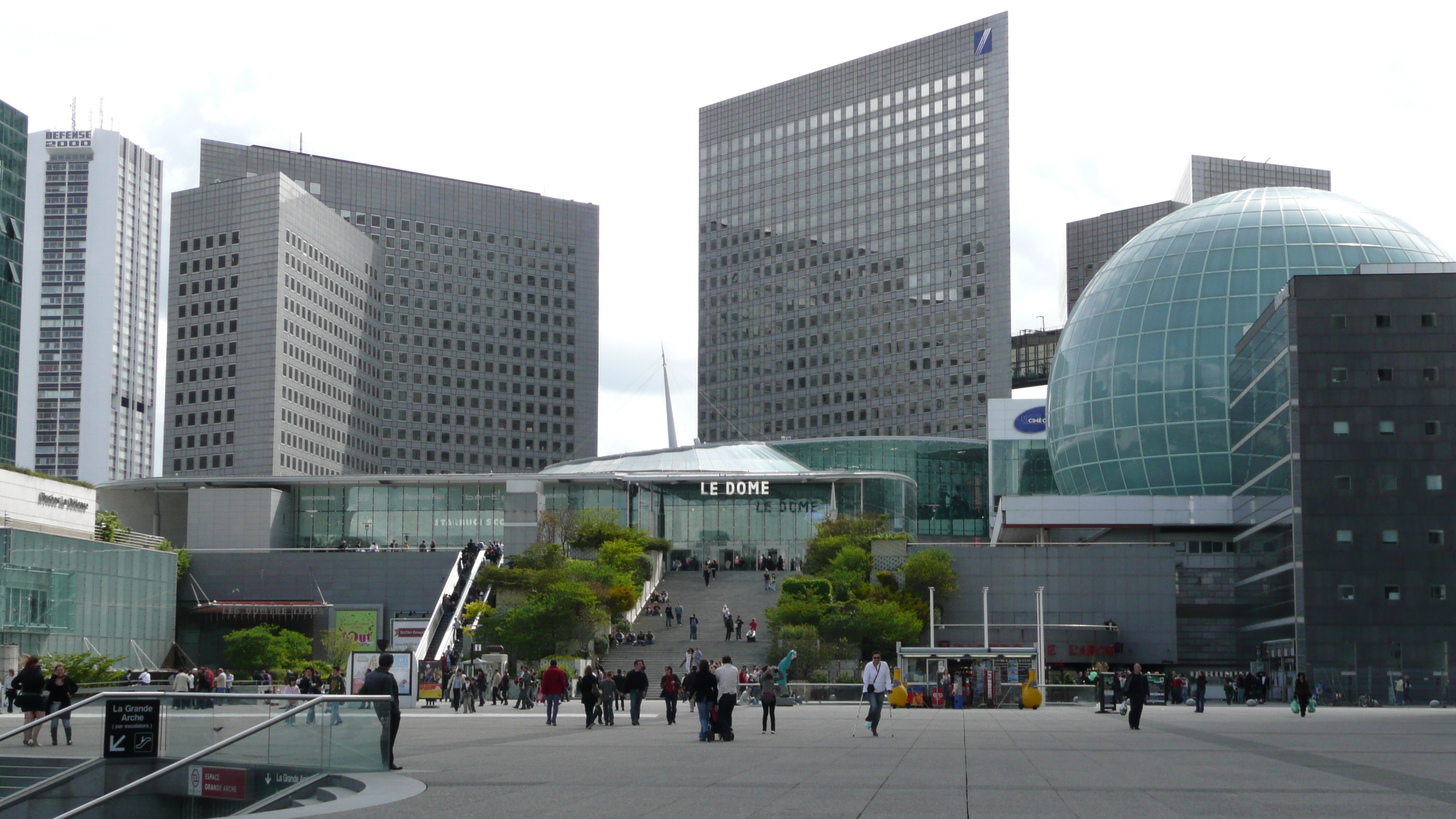 Picture France Paris La Defense 2007-05 176 - Tour La Defense