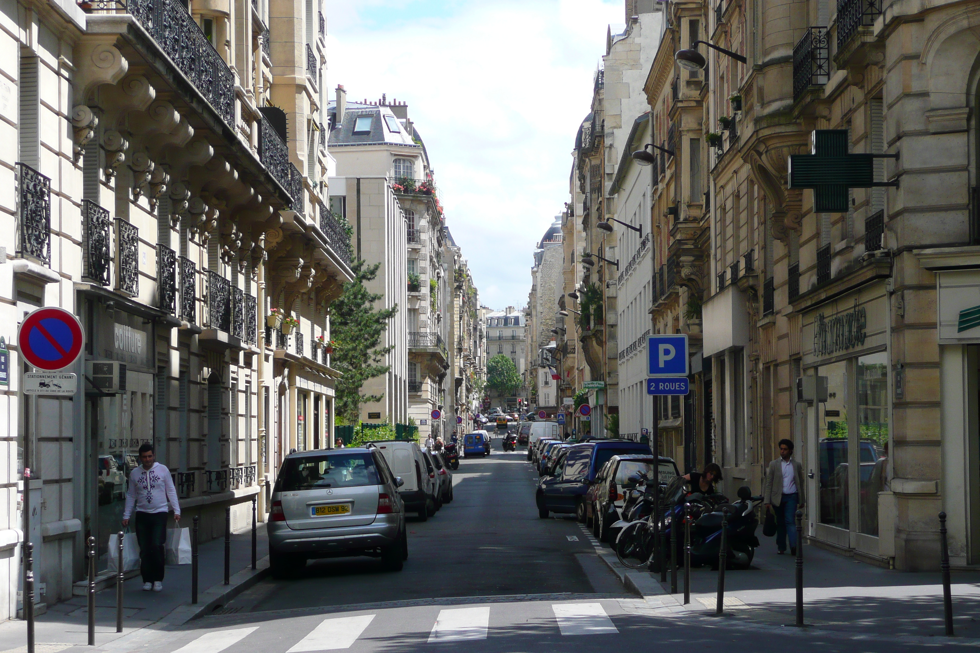 Picture France Paris Avenue Niel 2007-06 33 - Around Avenue Niel