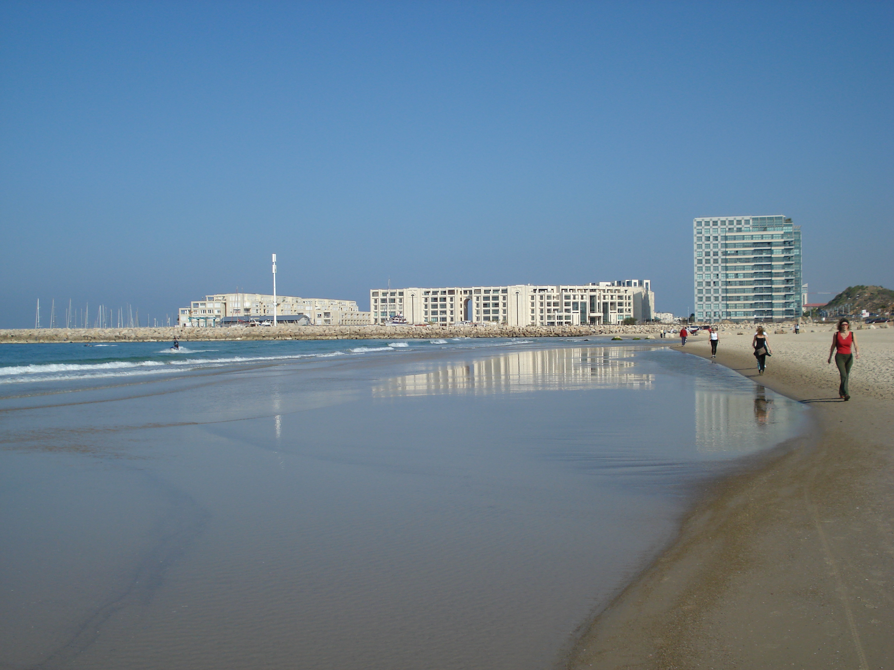 Picture Israel Herzliya 2006-12 110 - History Herzliya