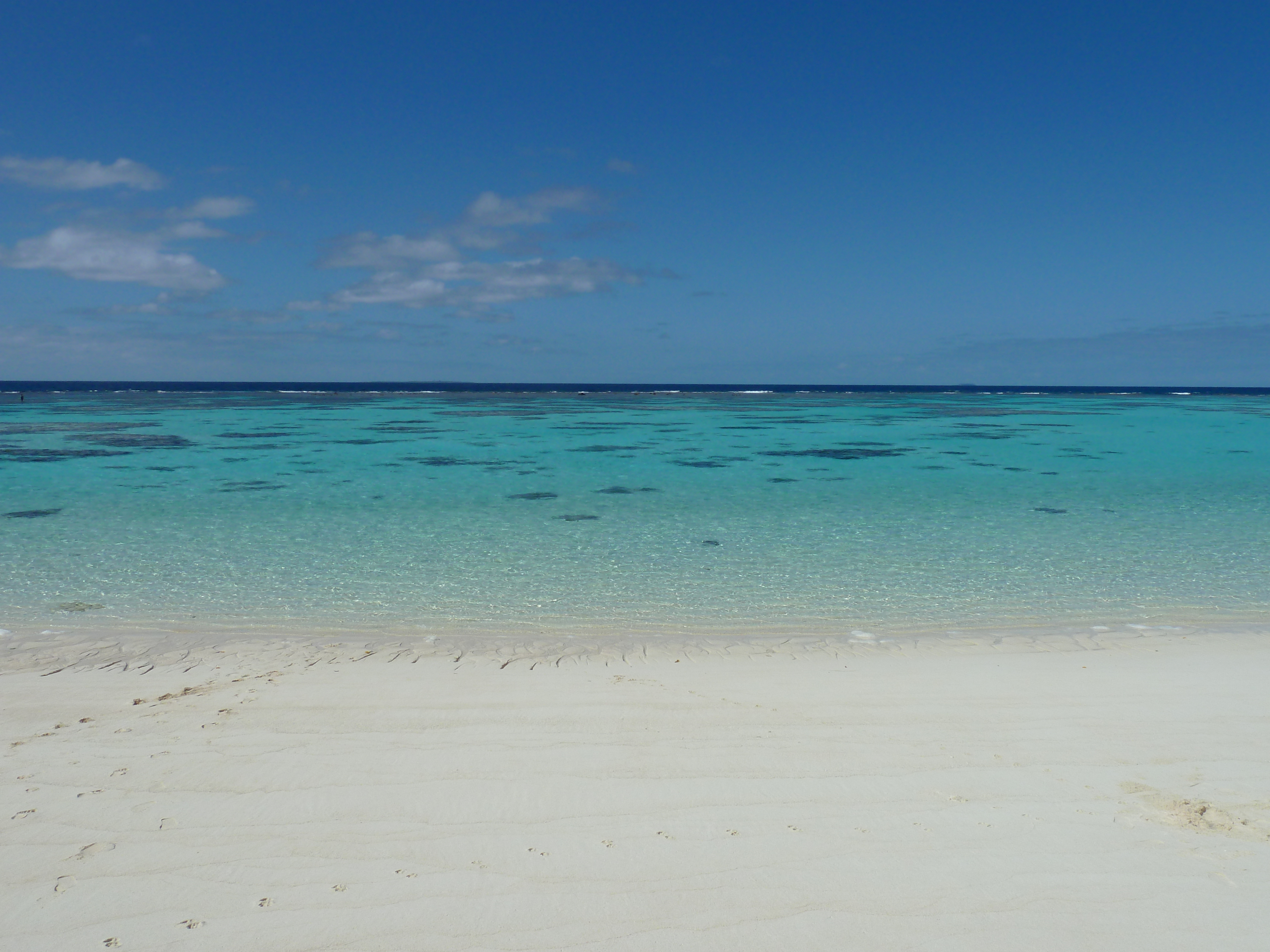 Picture New Caledonia Lifou Mu 2010-05 11 - Center Mu