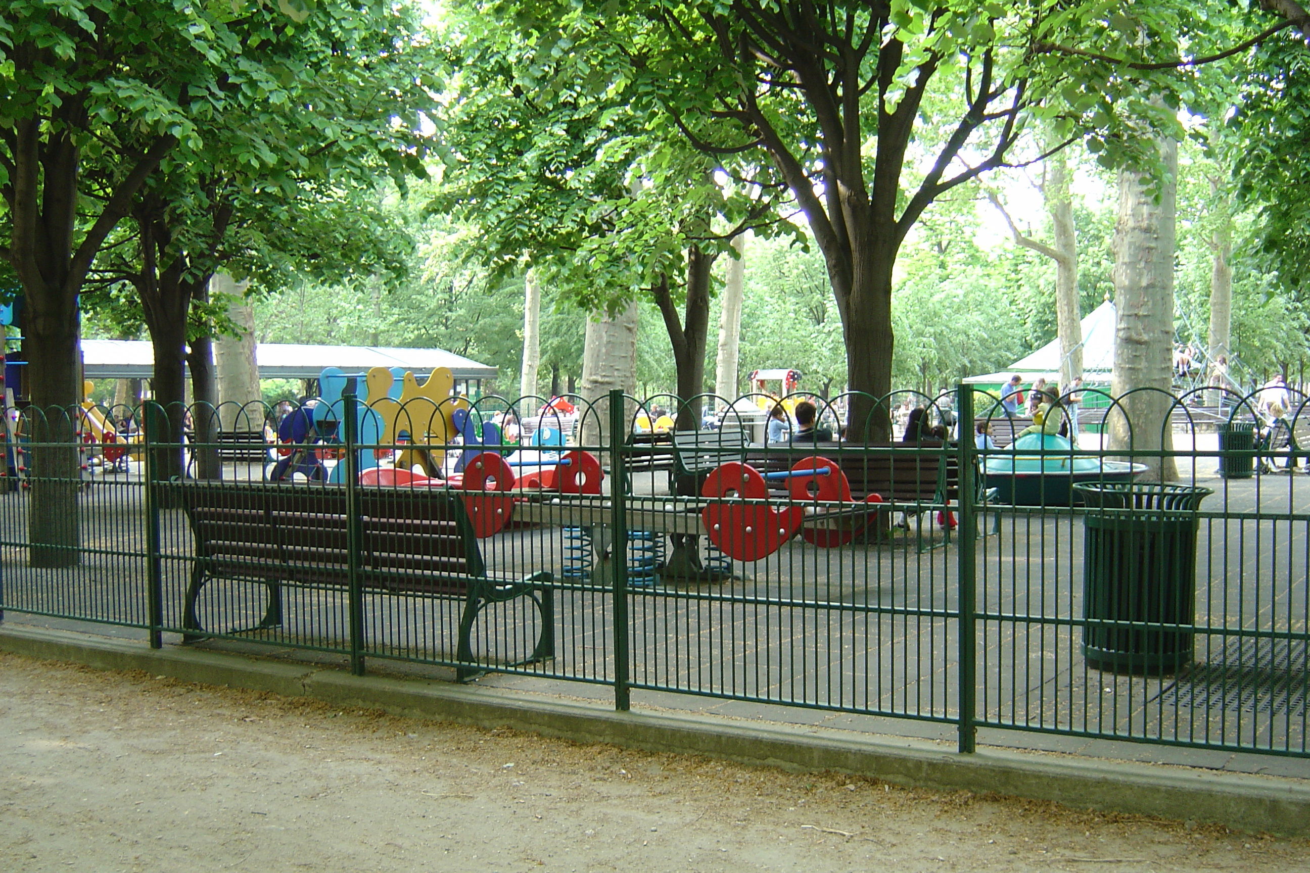 Picture France Paris Luxembourg Garden 2007-04 206 - Center Luxembourg Garden