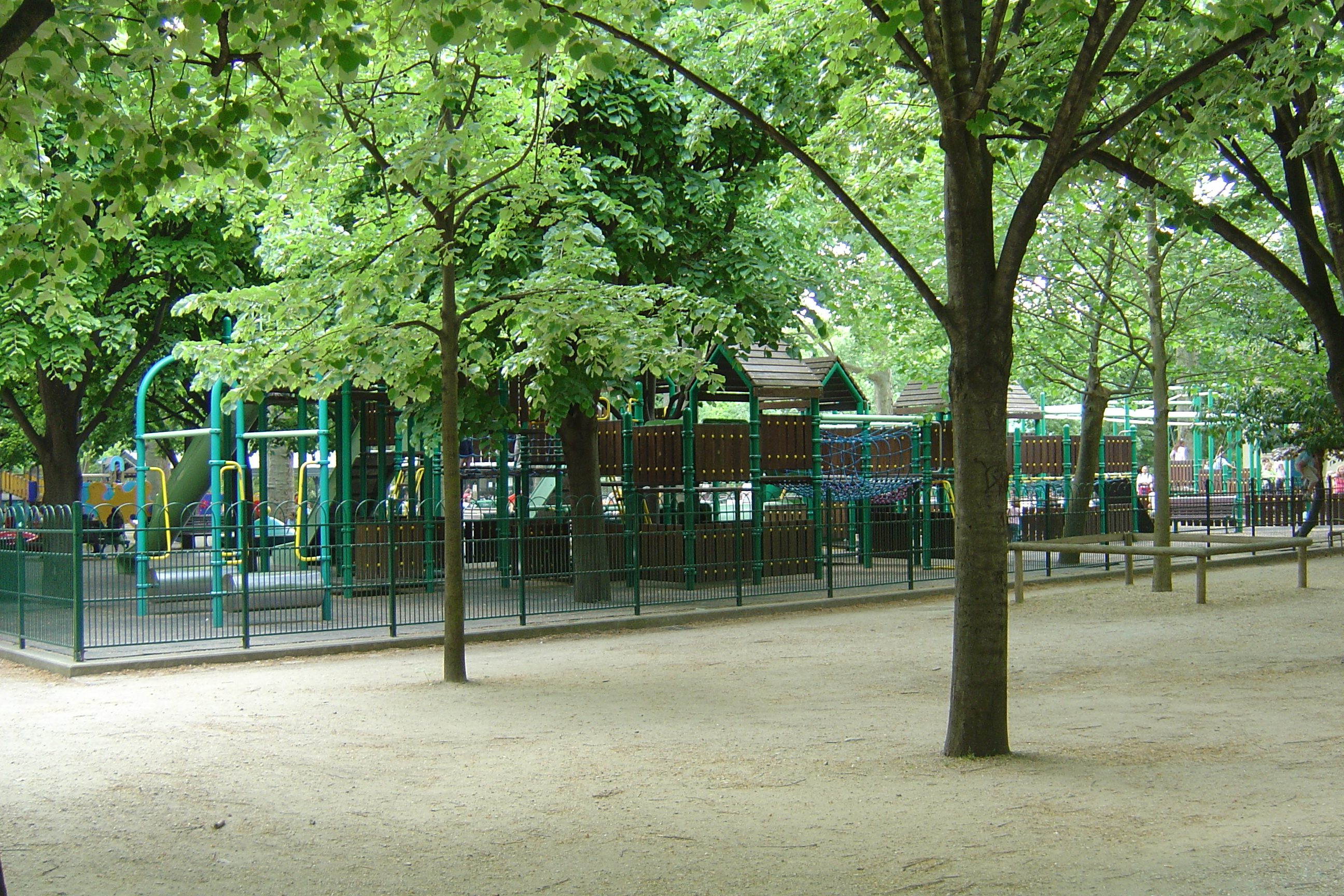 Picture France Paris Luxembourg Garden 2007-04 176 - Center Luxembourg Garden