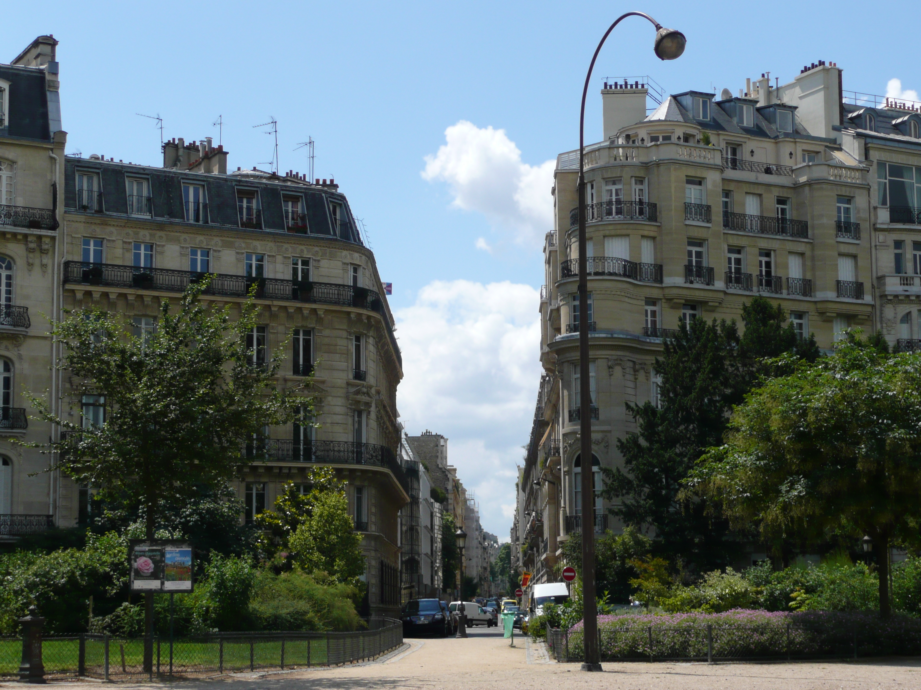 Picture France Paris Avenue Foch 2007-06 143 - Tour Avenue Foch