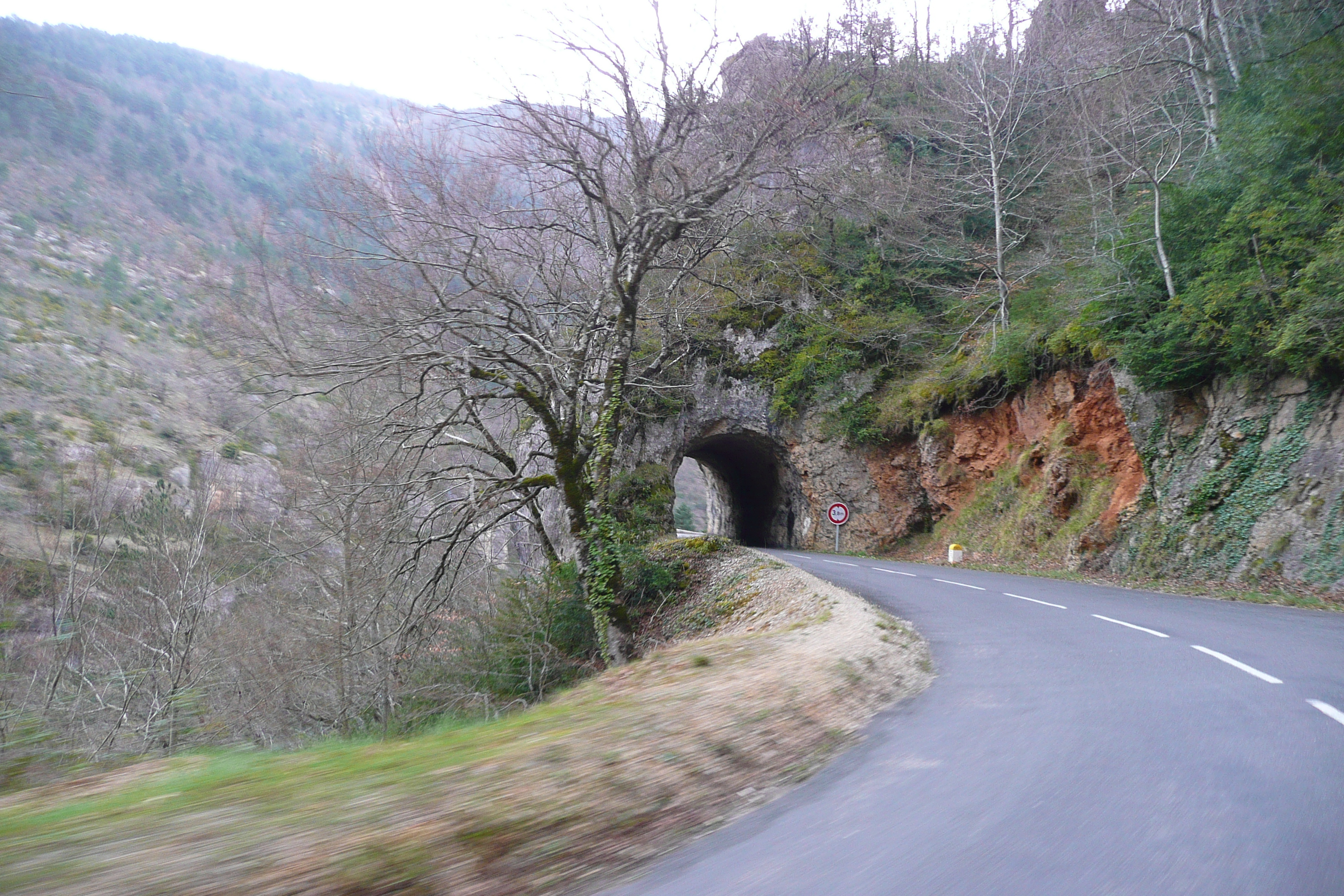 Picture France Gorges du Tarn 2008-04 25 - History Gorges du Tarn