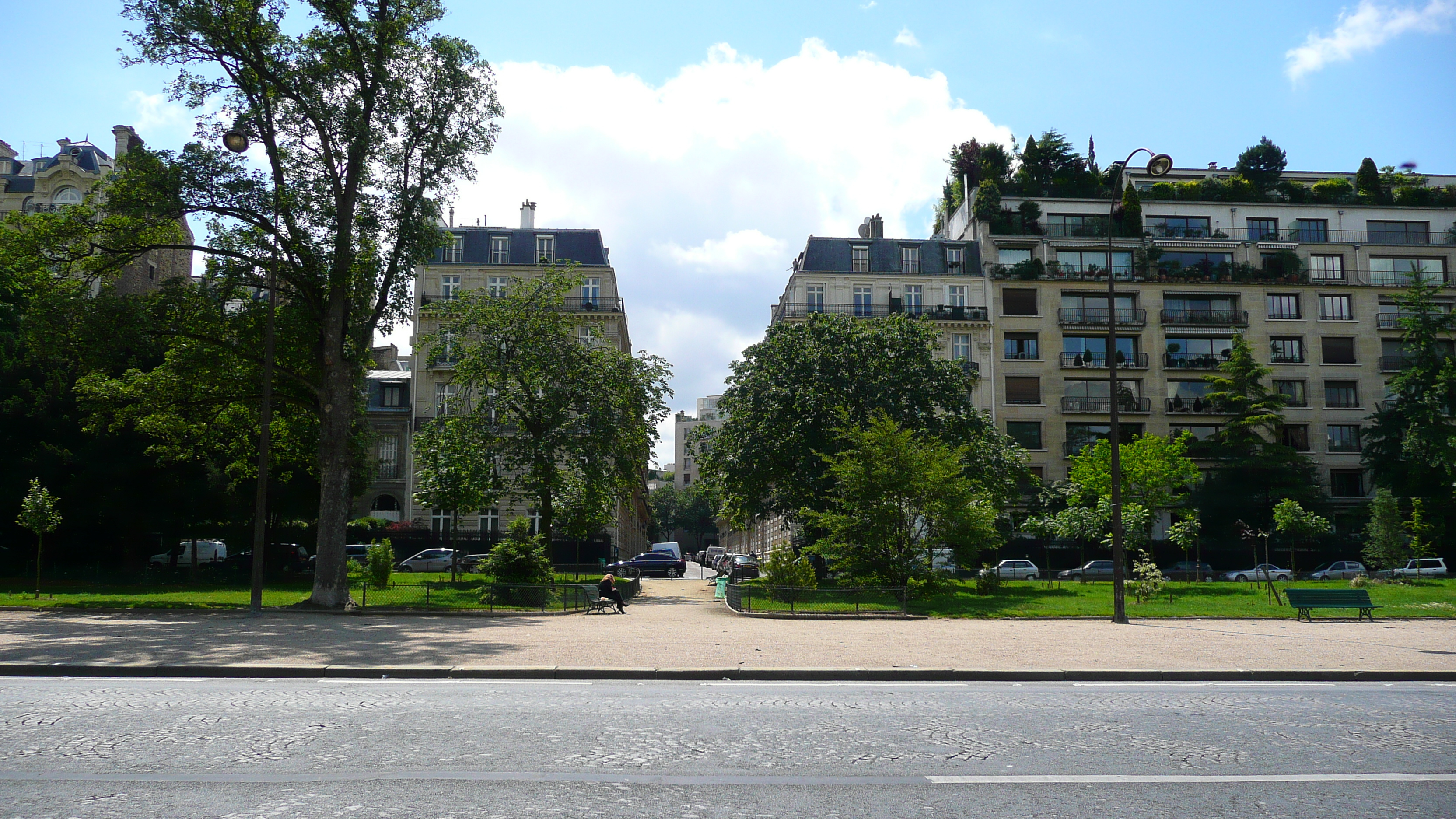 Picture France Paris Avenue Foch 2007-06 164 - Discovery Avenue Foch