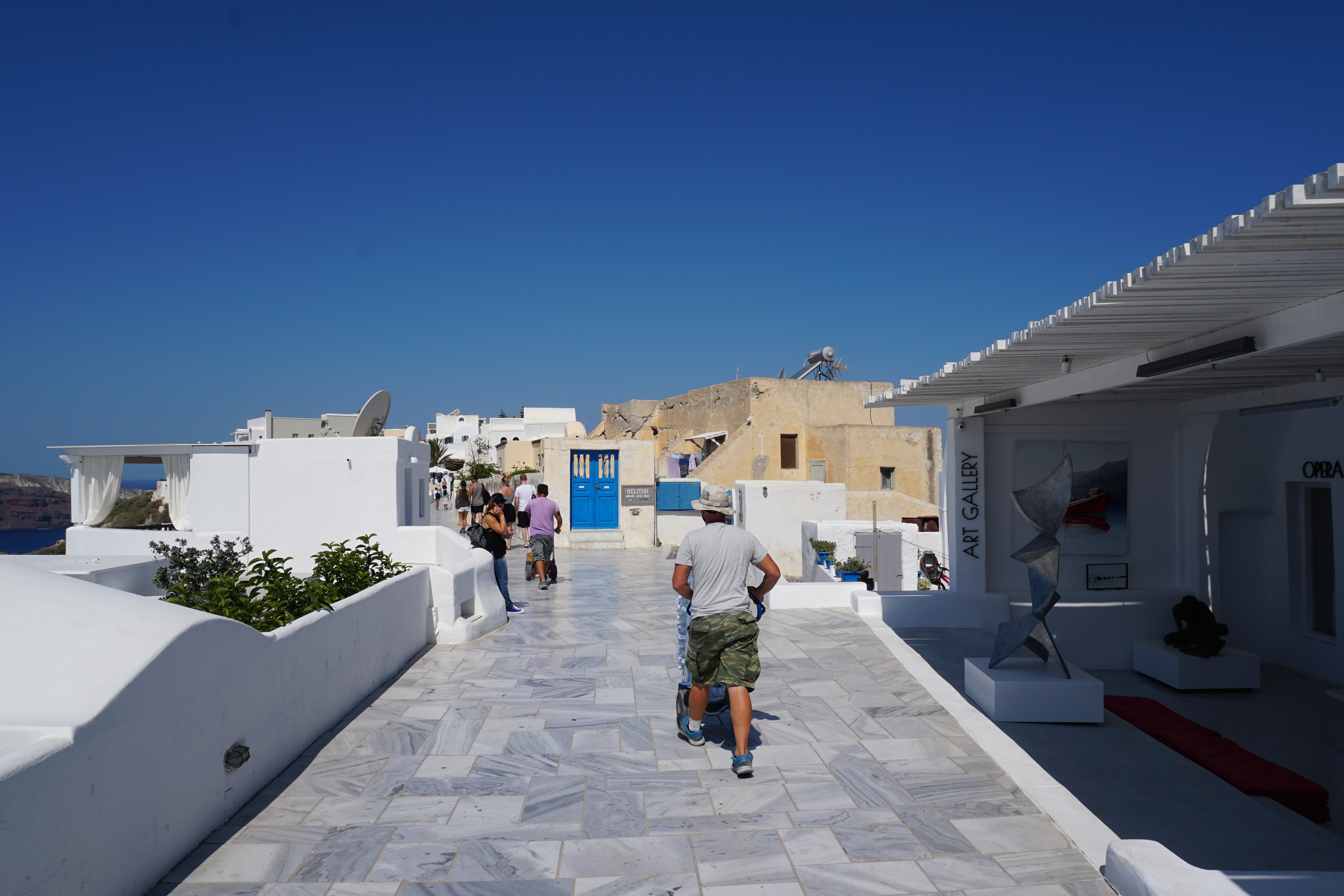 Picture Greece Santorini Oia 2016-07 94 - Center Oia