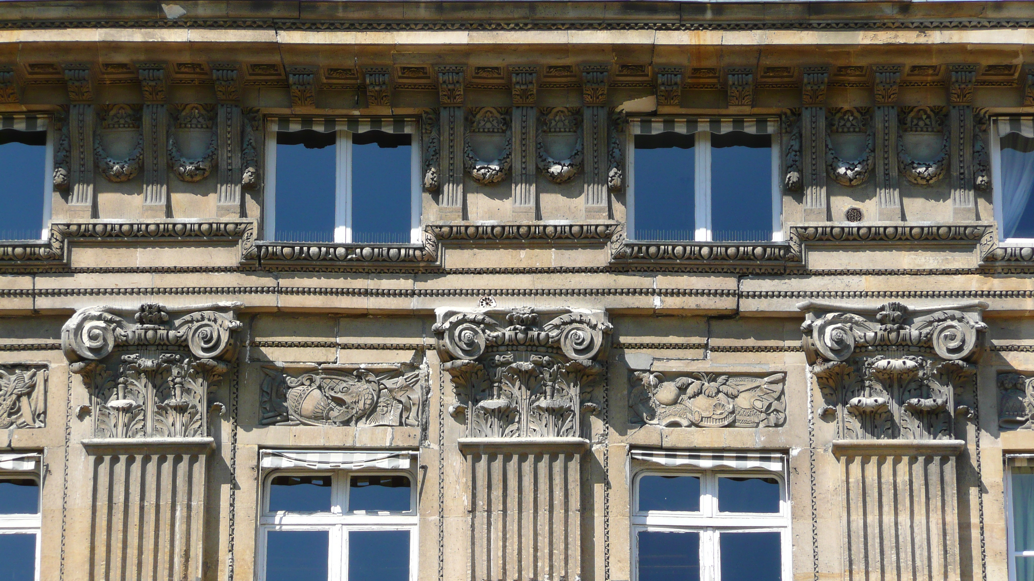 Picture France Paris Palais Royal 2007-08 64 - Tour Palais Royal