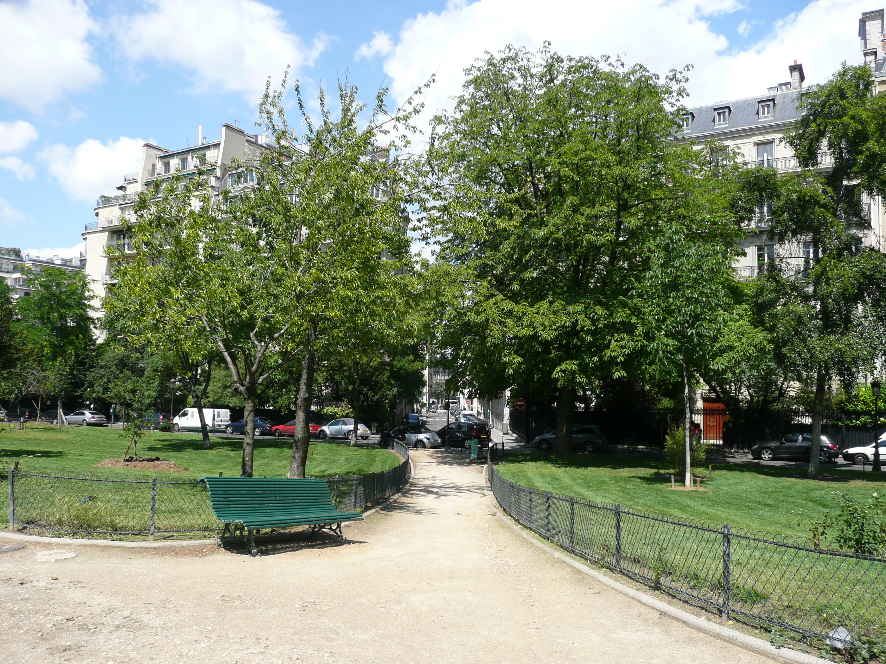 Picture France Paris Avenue Foch 2007-06 171 - Tours Avenue Foch