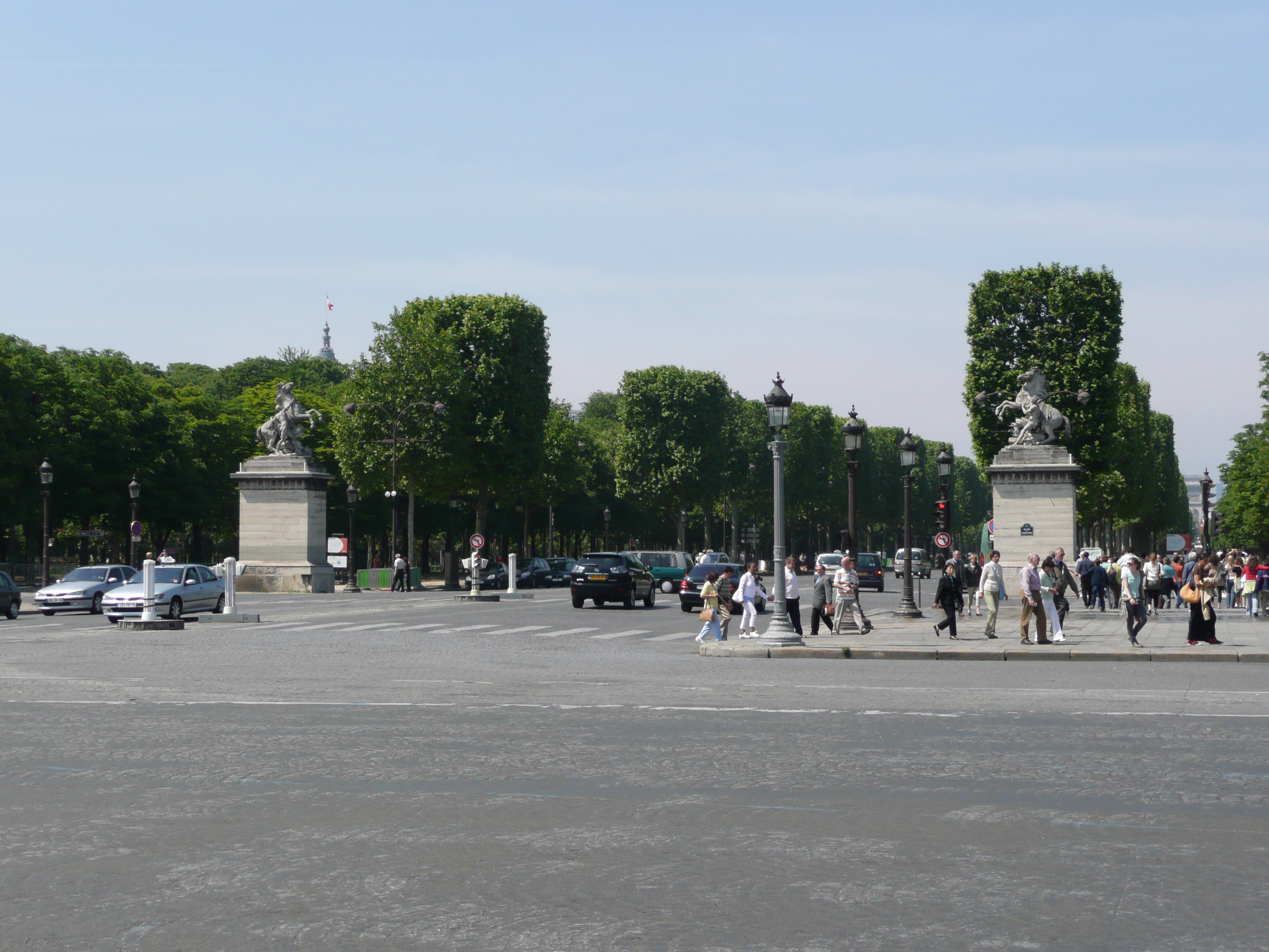 Picture France Paris La Concorde 2007-05 113 - Recreation La Concorde