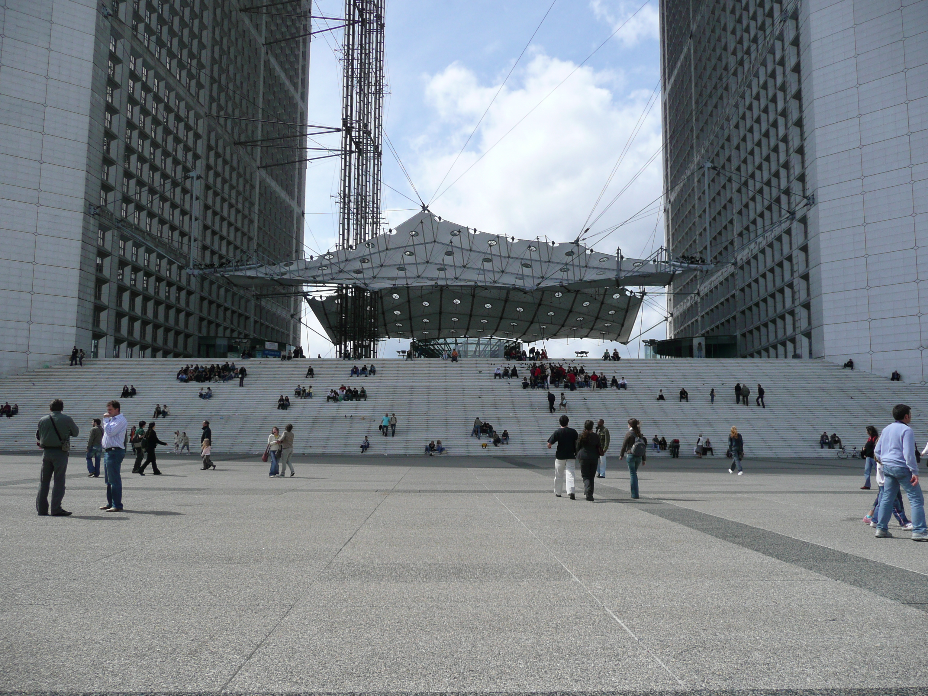 Picture France Paris La Defense 2007-05 160 - Center La Defense