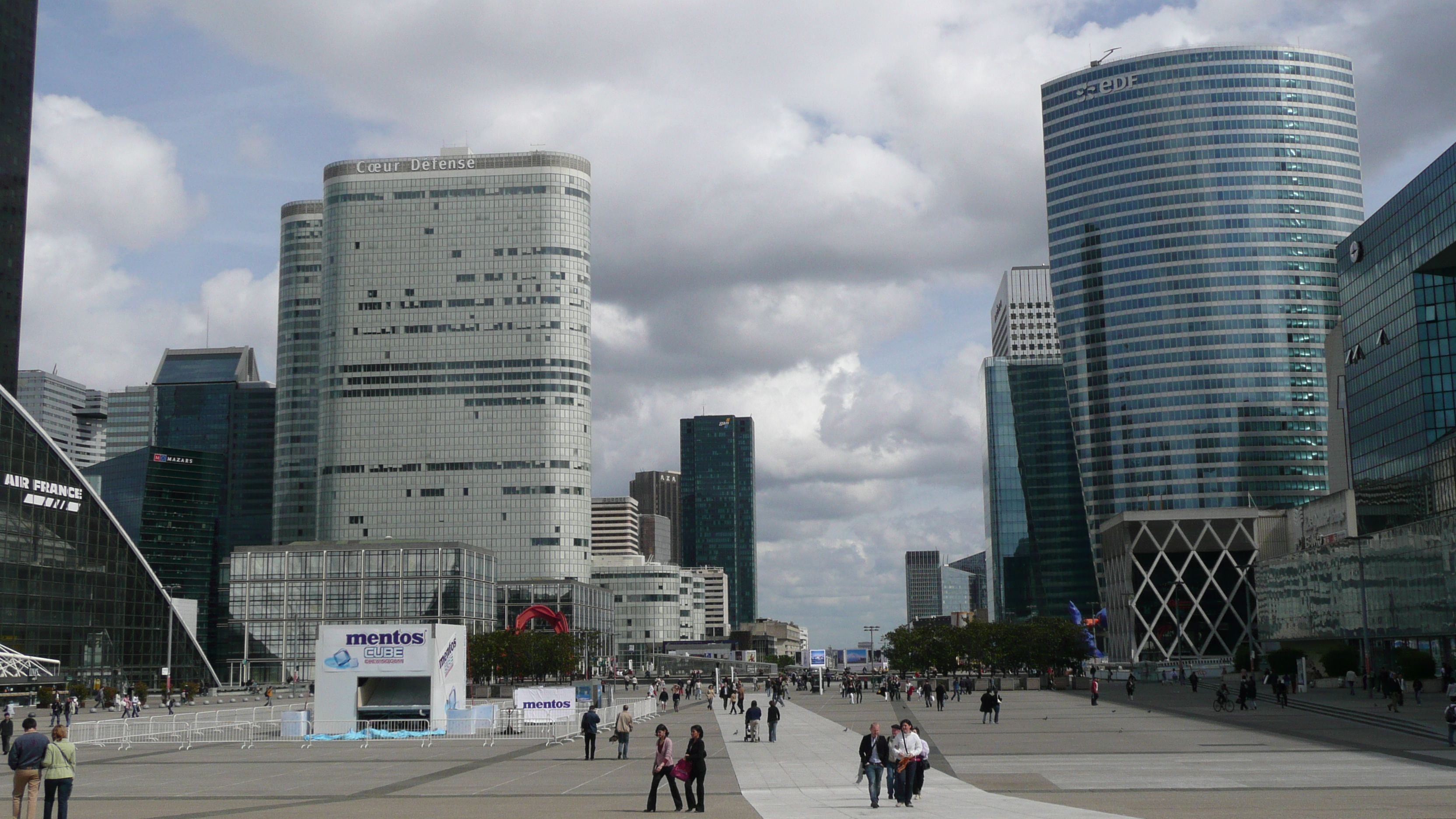 Picture France Paris La Defense 2007-05 58 - Recreation La Defense