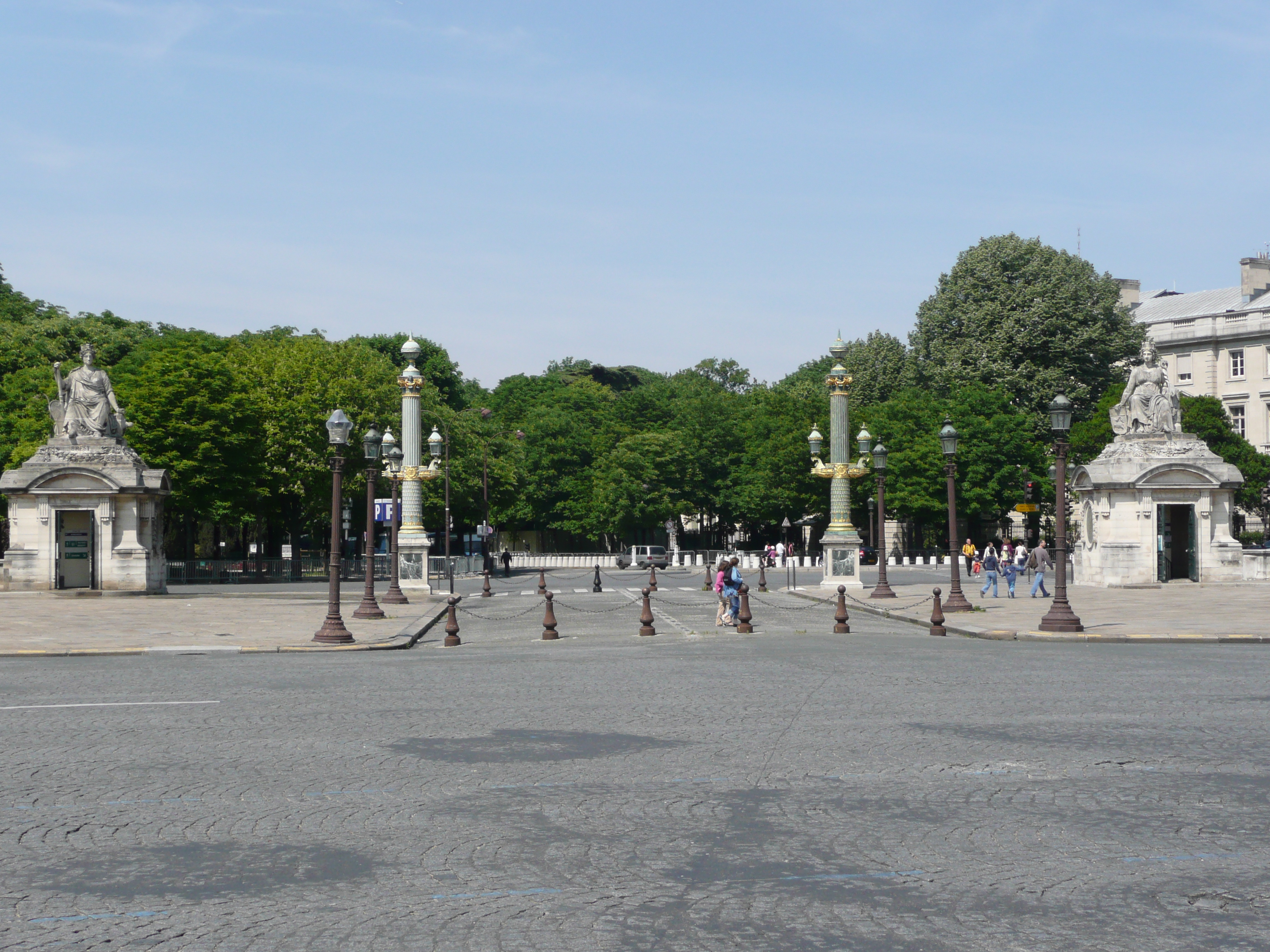 Picture France Paris La Concorde 2007-05 40 - Tour La Concorde