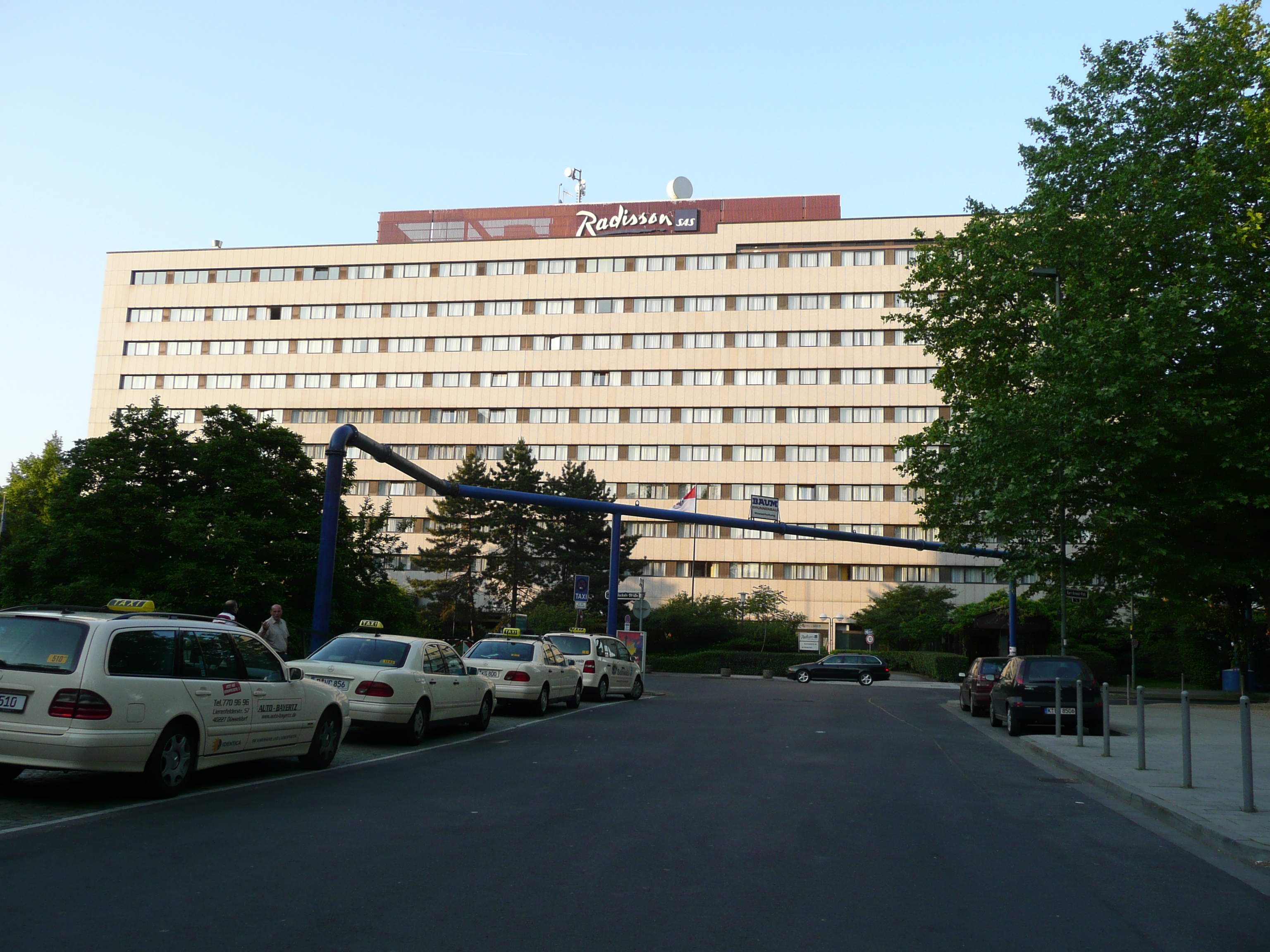 Picture Germany Dusseldorf Radisson Hotel 2007-05 10 - Around Radisson Hotel