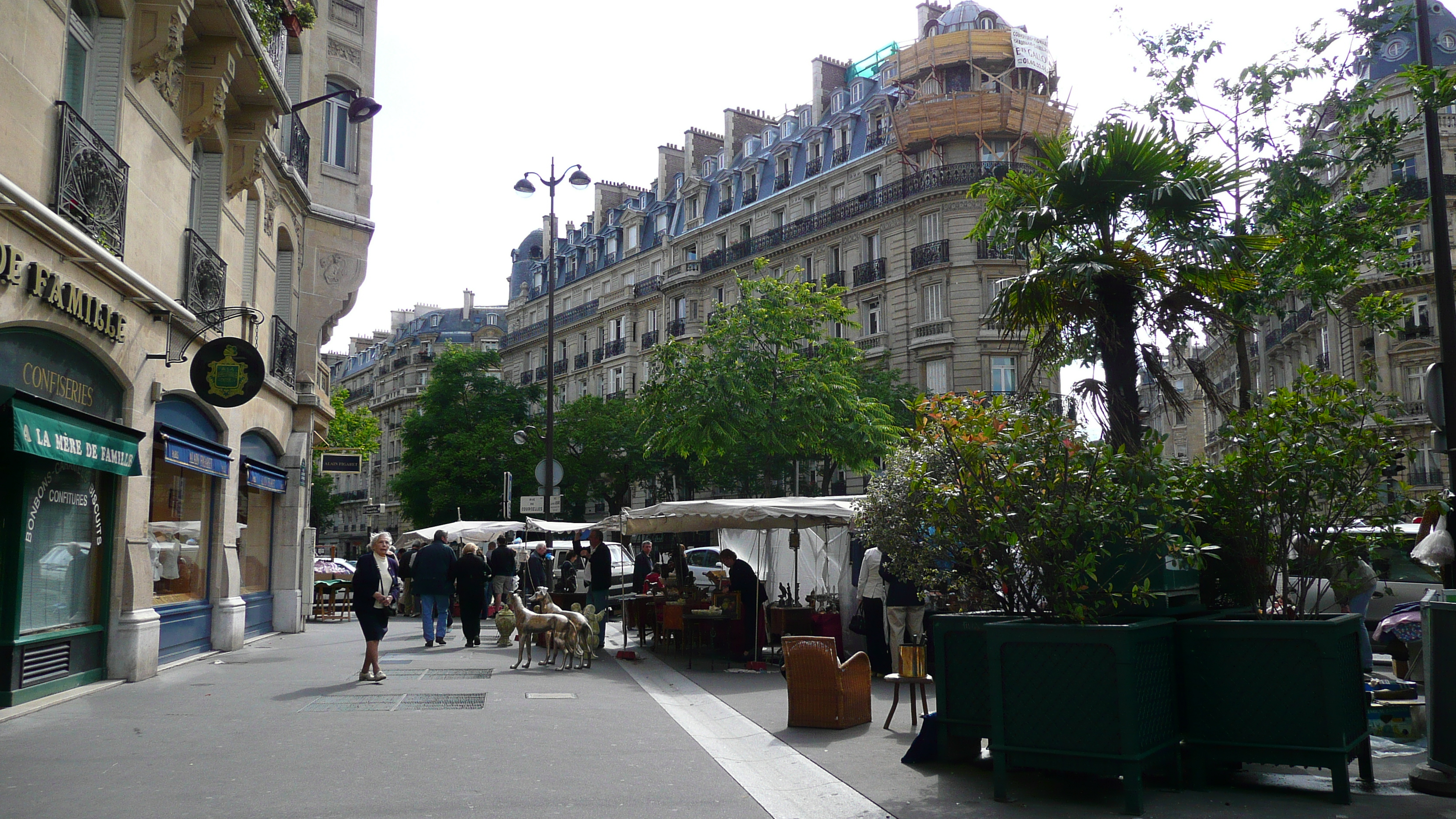 Picture France Paris 17th Arrondissement Rue Jouffroy d'Abbans 2007-05 22 - History Rue Jouffroy d'Abbans