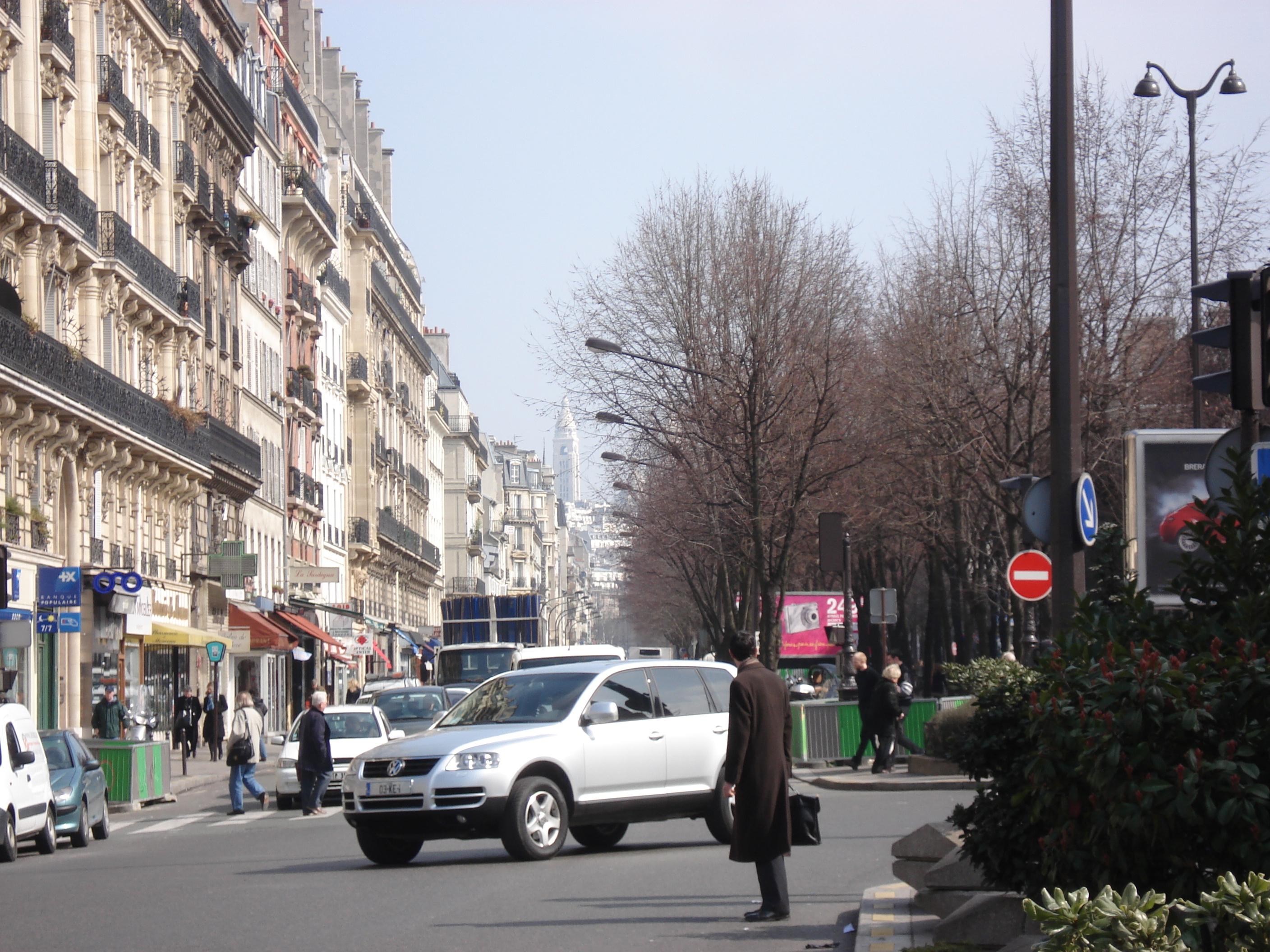 Picture France Paris 17th Arrondissement Boulevard de Courcelles 2006-03 25 - History Boulevard de Courcelles