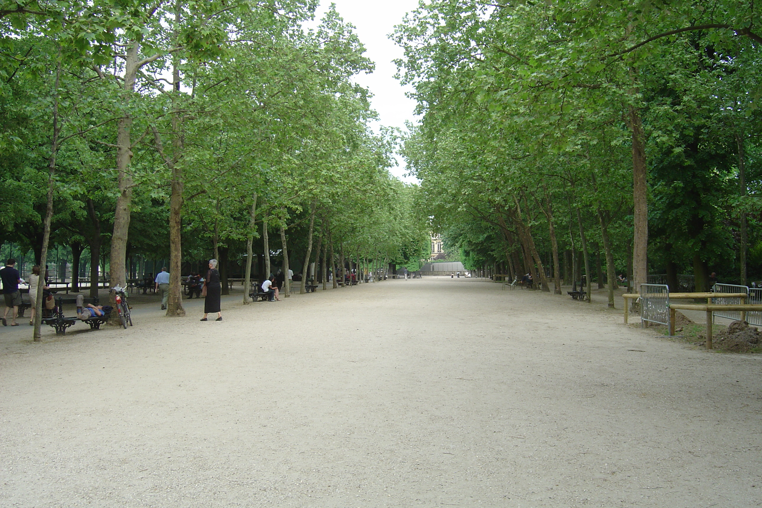 Picture France Paris Luxembourg Garden 2007-04 52 - Center Luxembourg Garden