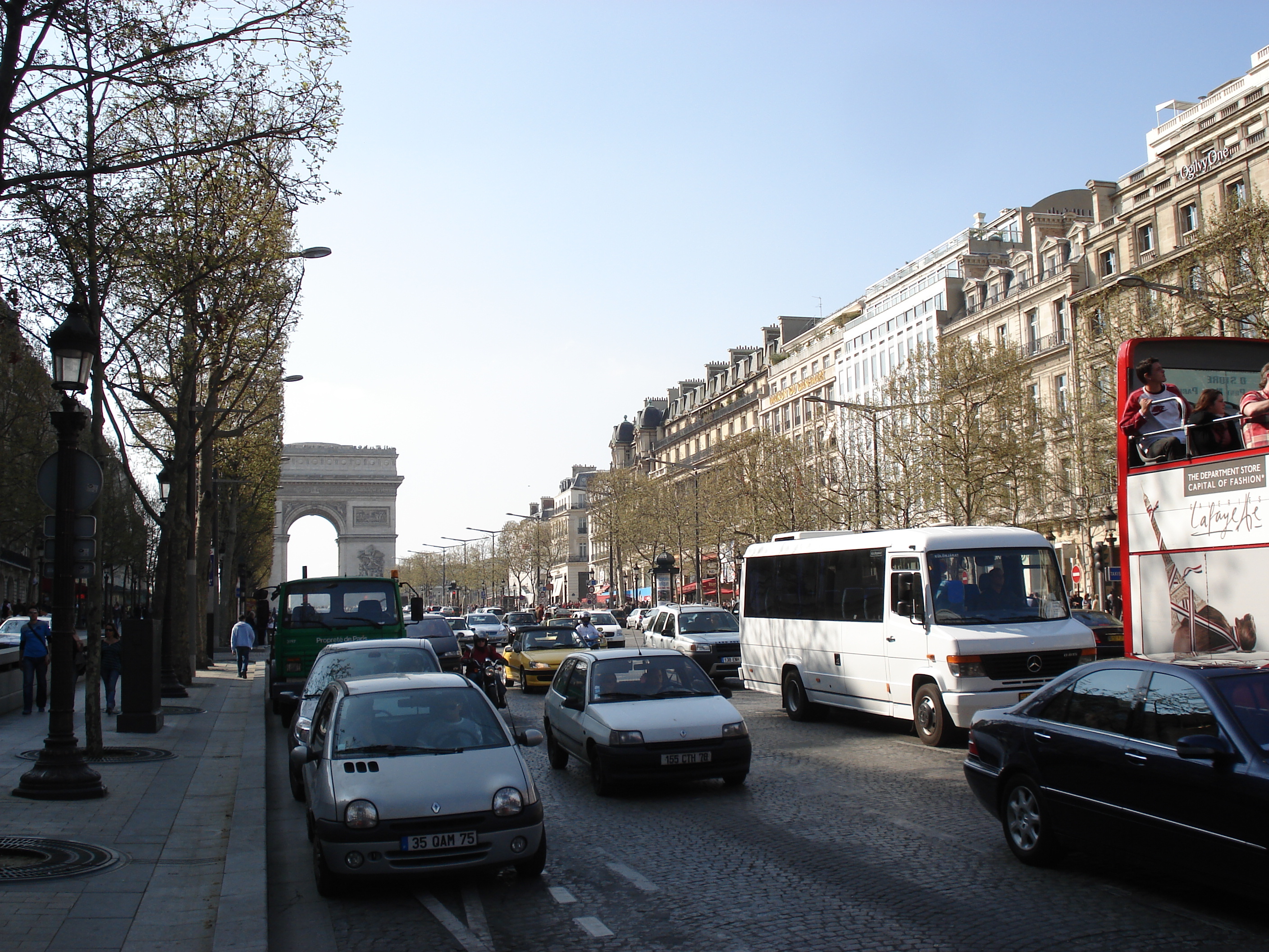 Picture France Paris Champs Elysees 2006-04 29 - History Champs Elysees