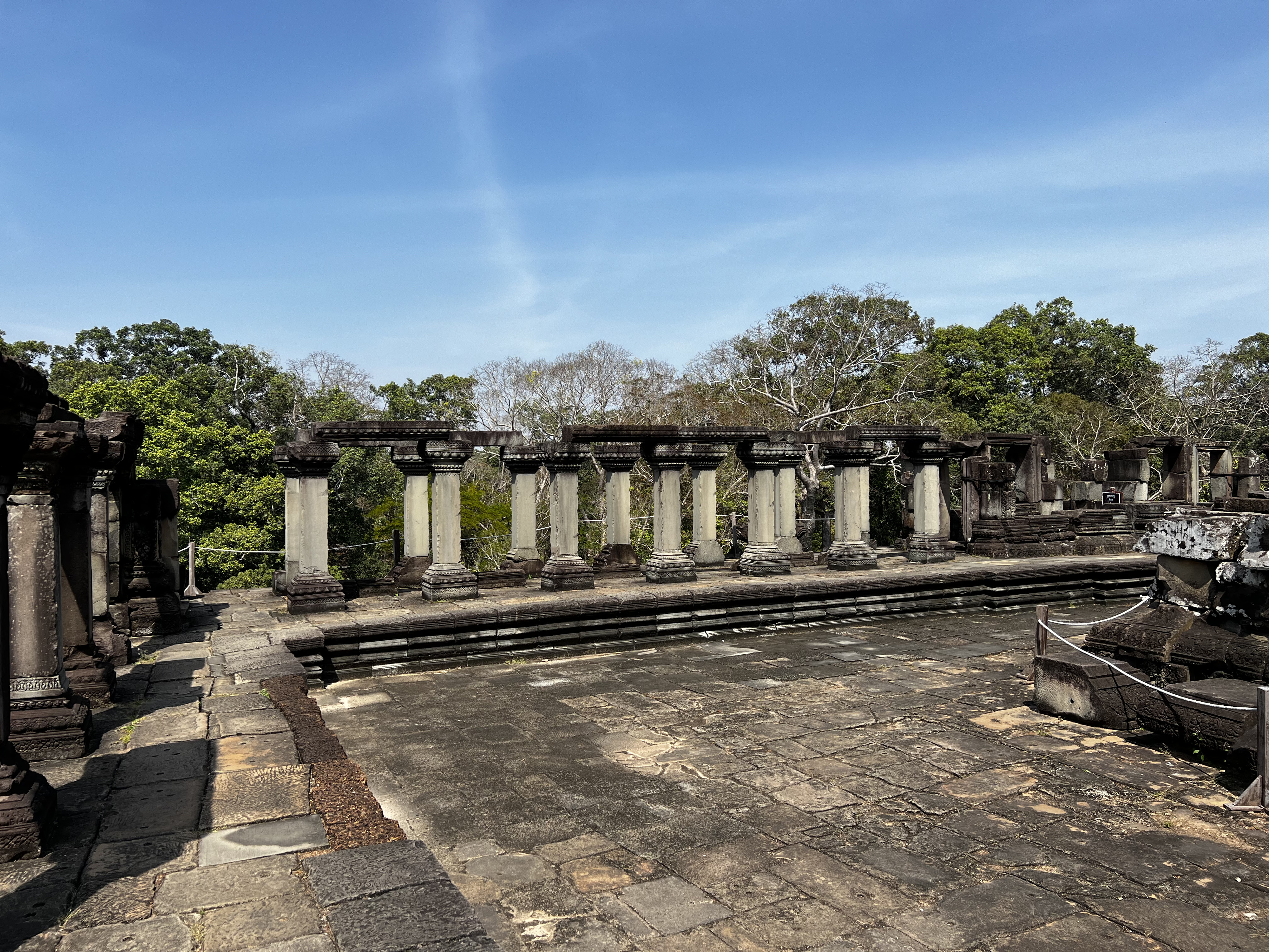 Picture Cambodia Siem Reap Baphuon 2023-01 32 - Discovery Baphuon