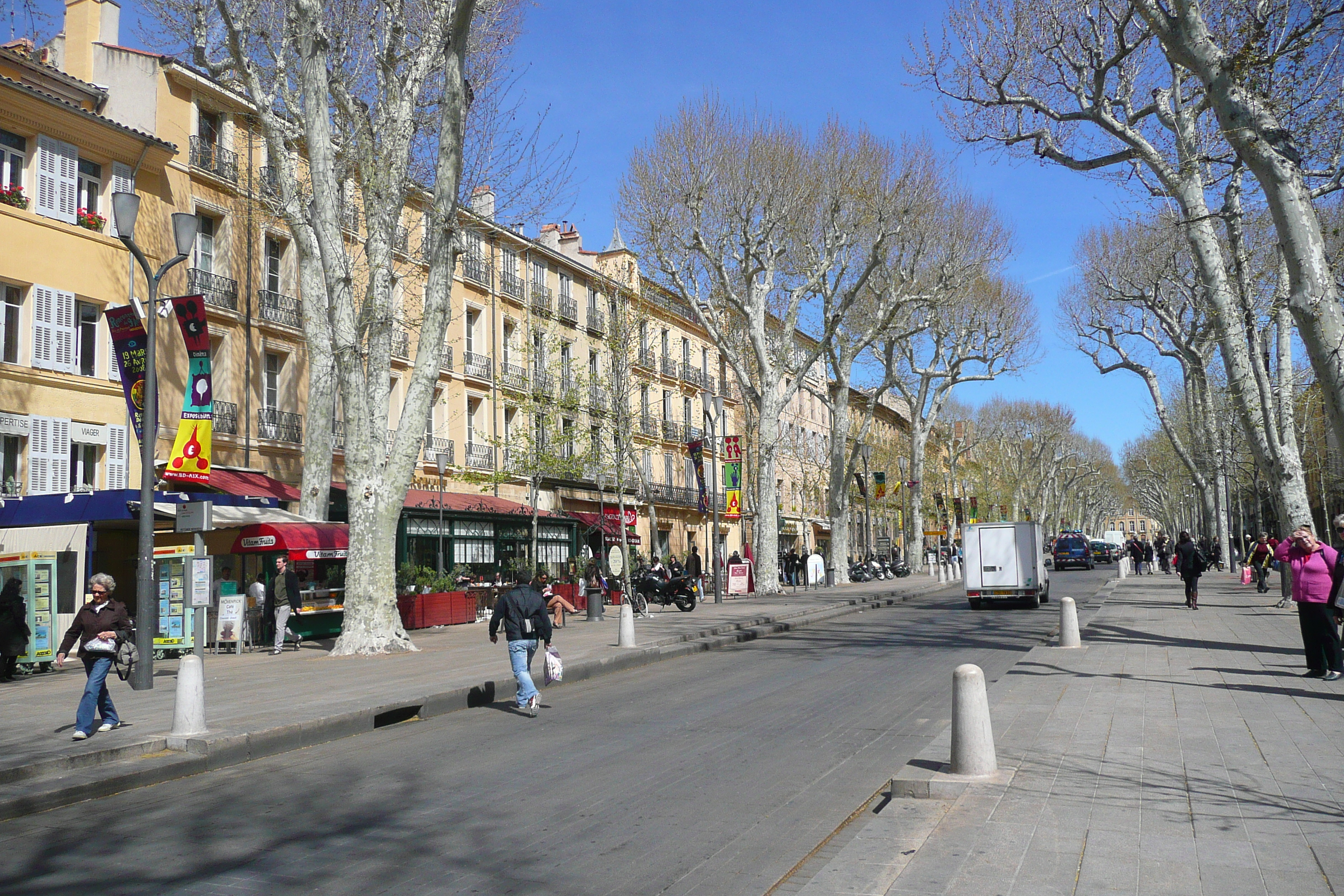 Picture France Aix en Provence Cours Mirabeau 2008-04 0 - Tours Cours Mirabeau