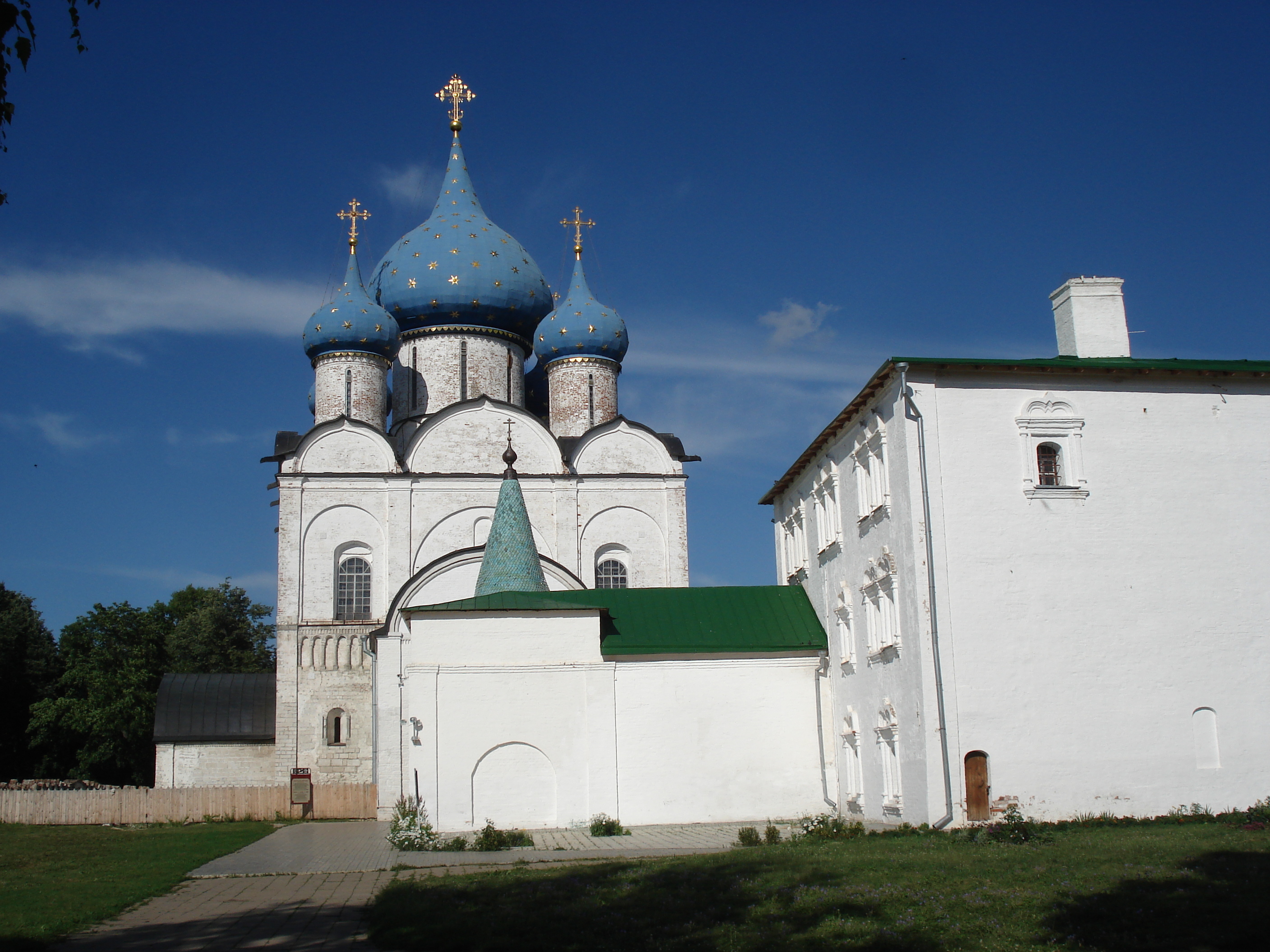 Picture Russia Suzdal 2006-07 19 - Tours Suzdal