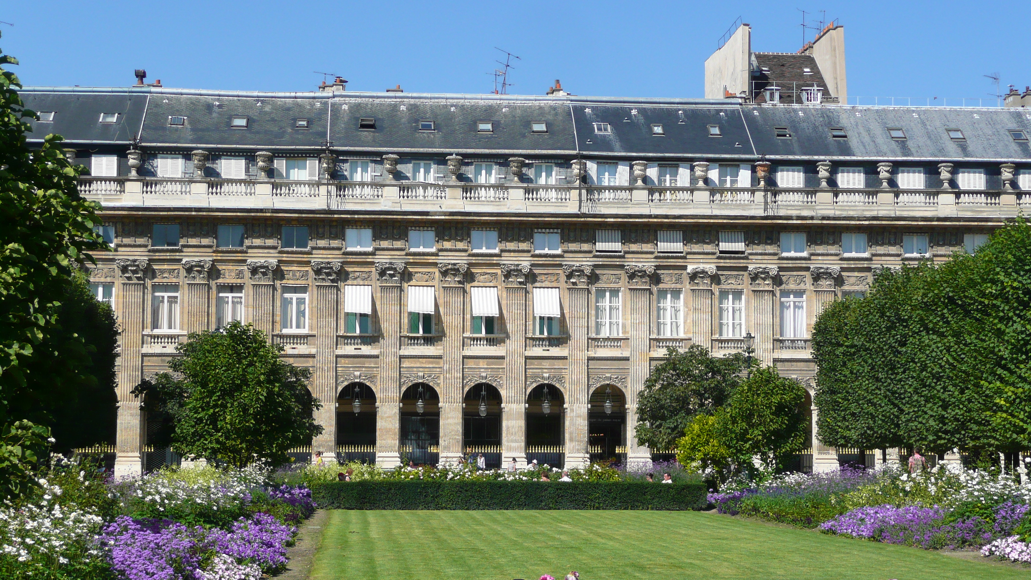 Picture France Paris Palais Royal 2007-08 50 - Around Palais Royal