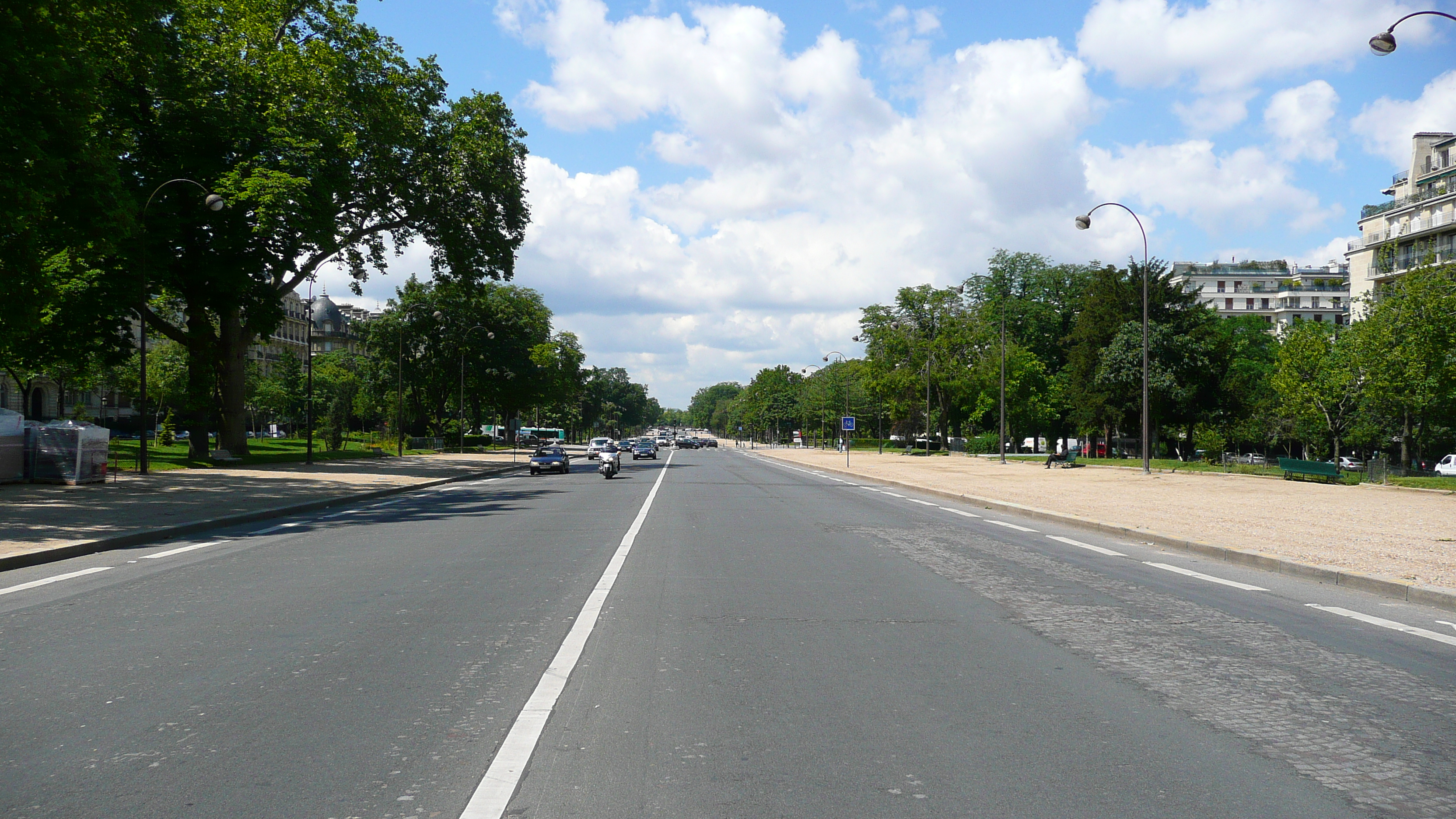 Picture France Paris Avenue Foch 2007-06 26 - Tours Avenue Foch