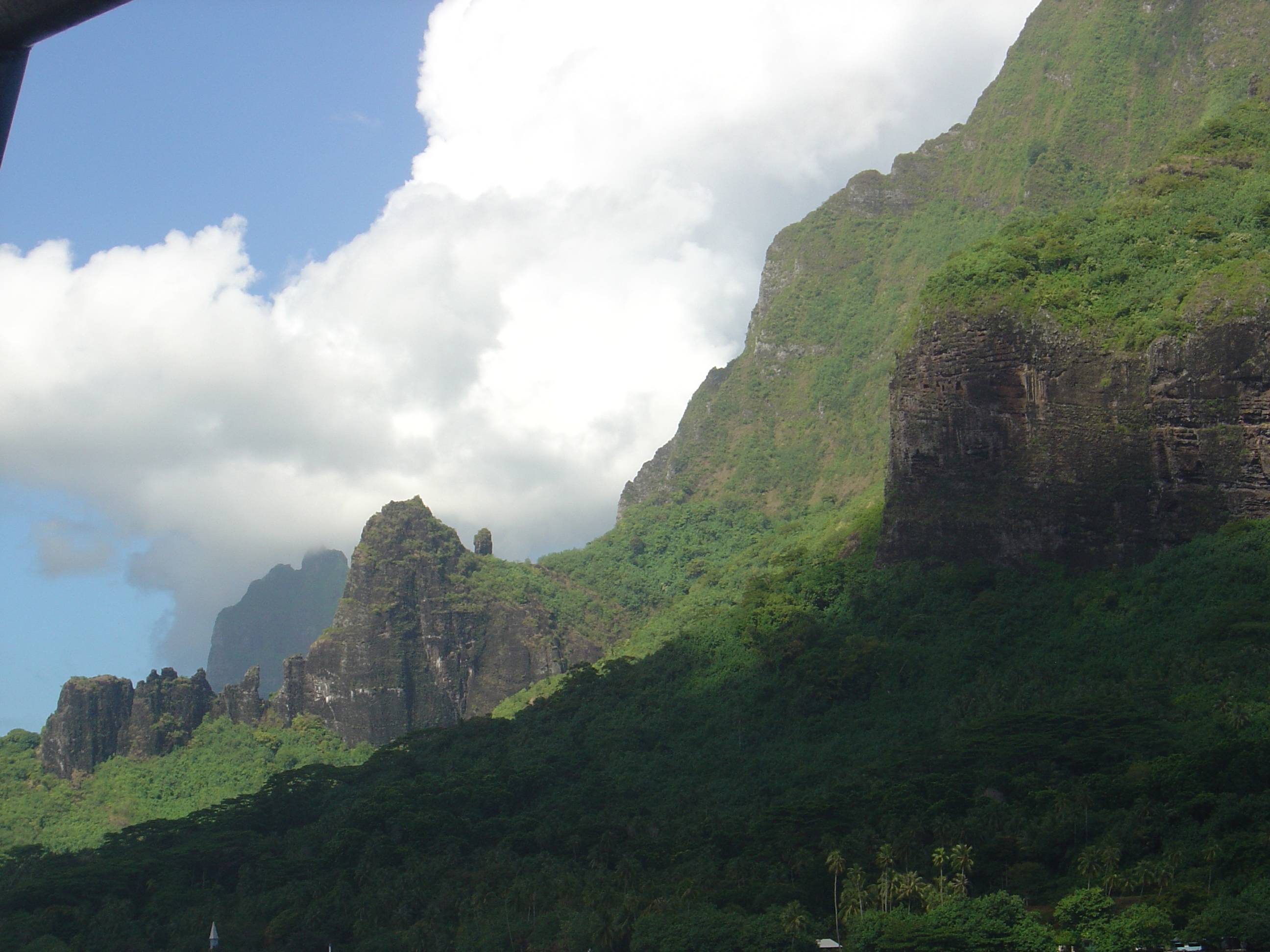 Picture Polynesia Moorea 2006-04 65 - Tour Moorea