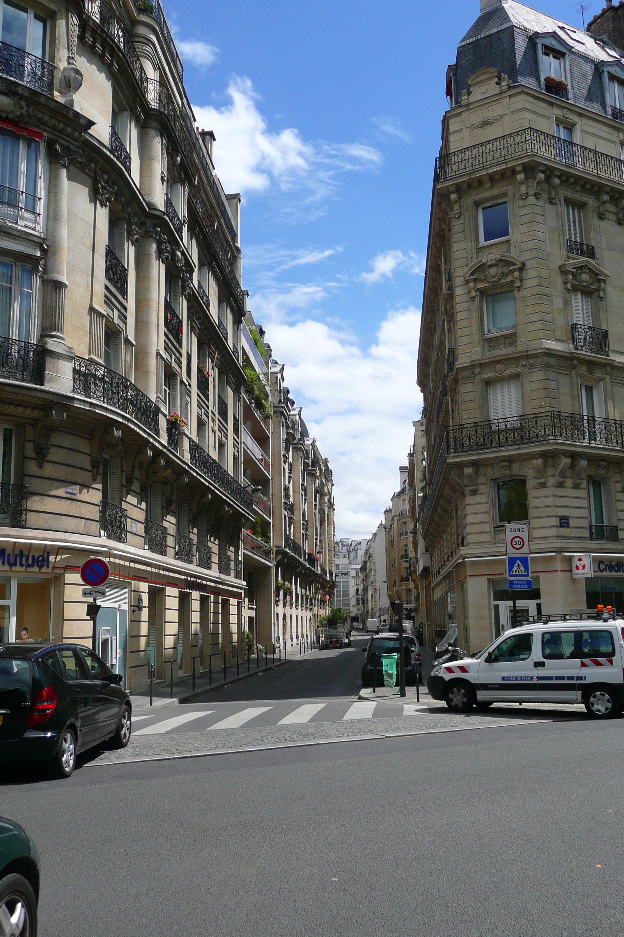 Picture France Paris Avenue Niel 2007-06 61 - Discovery Avenue Niel