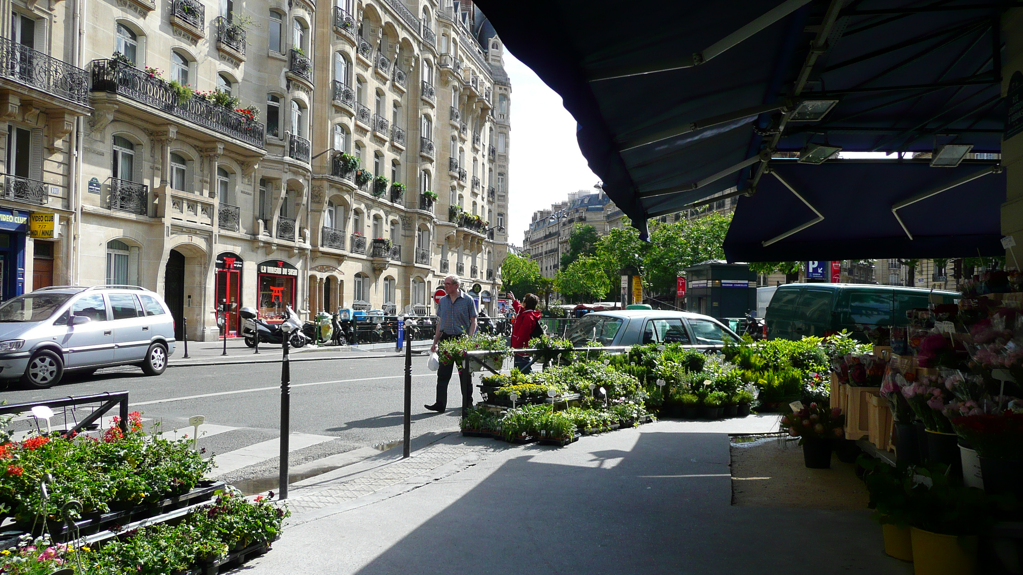 Picture France Paris 17th Arrondissement Rue Jouffroy d'Abbans 2007-05 9 - Discovery Rue Jouffroy d'Abbans