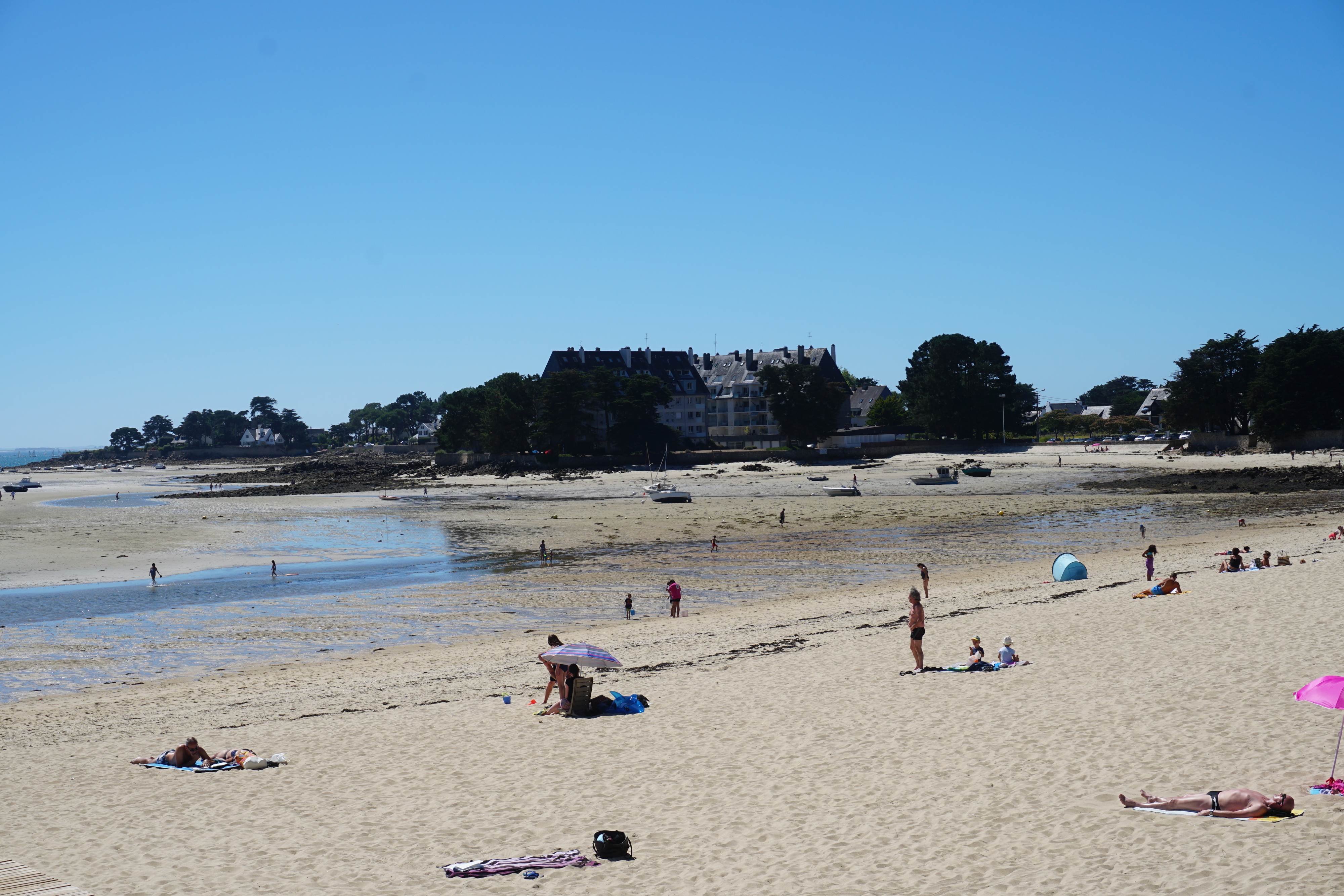 Picture France La Trinite-sur-Mer 2016-08 8 - Center La Trinite-sur-Mer