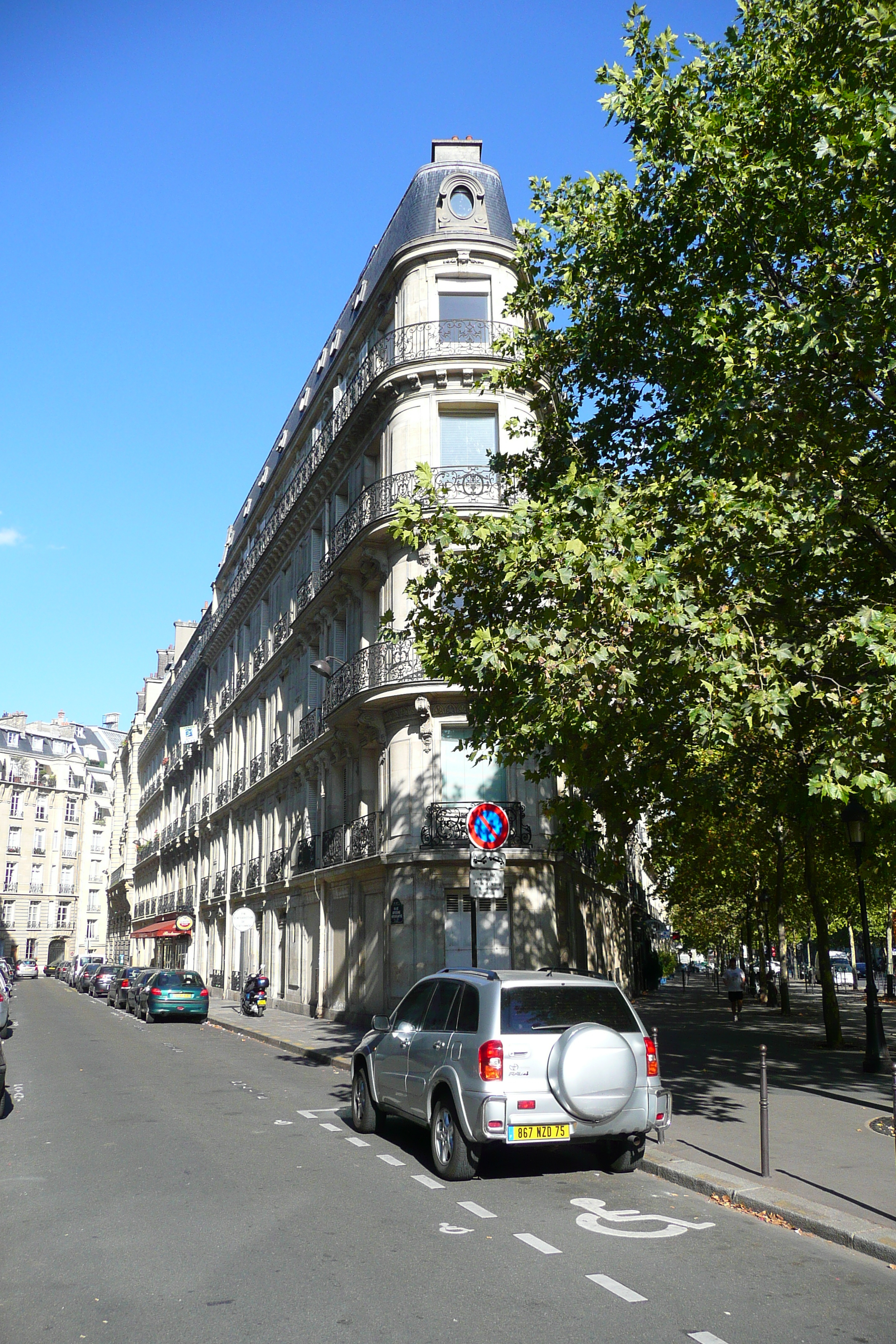 Picture France Paris Avenue de Friedland 2007-09 16 - Discovery Avenue de Friedland