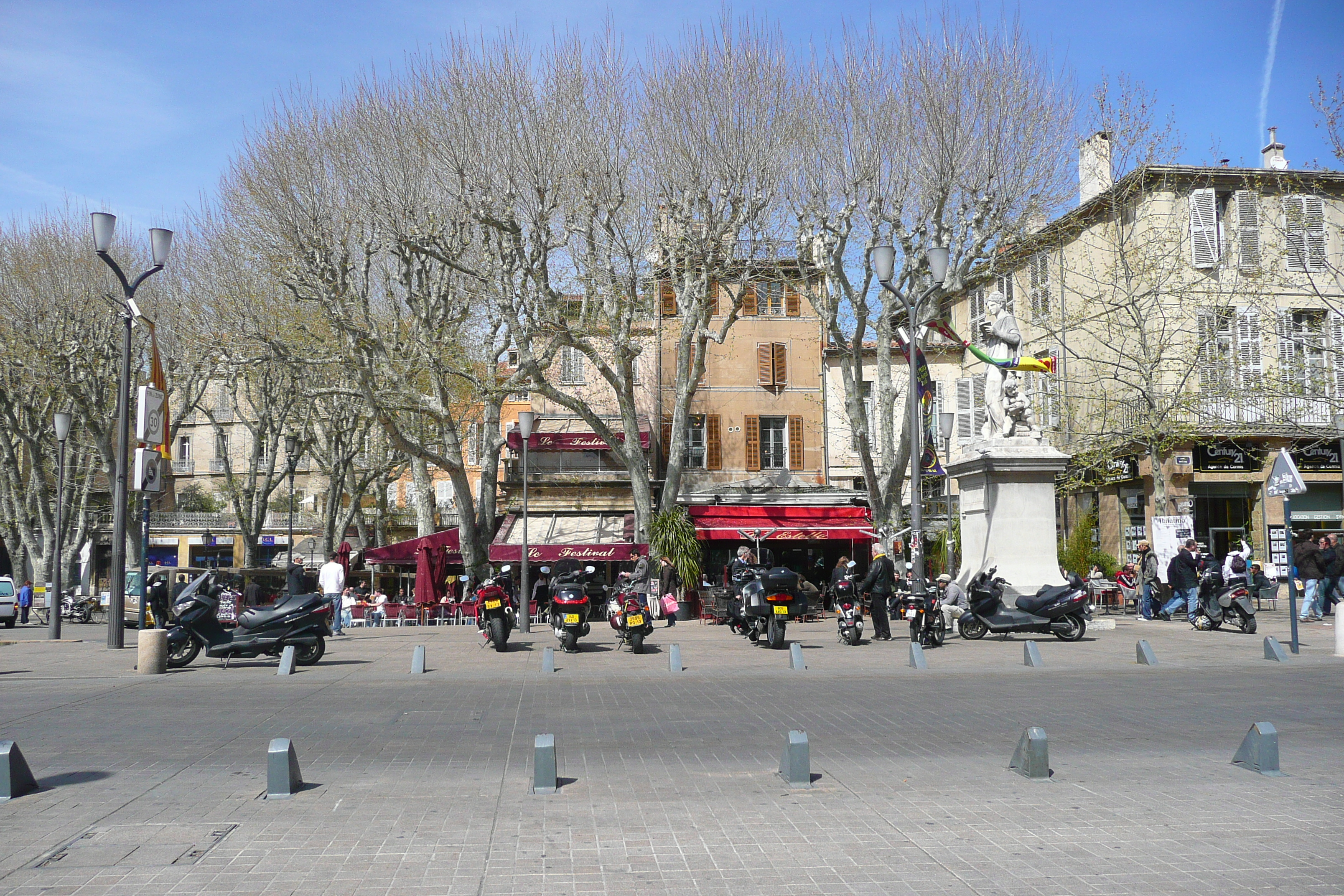 Picture France Aix en Provence Cours Mirabeau 2008-04 3 - Recreation Cours Mirabeau