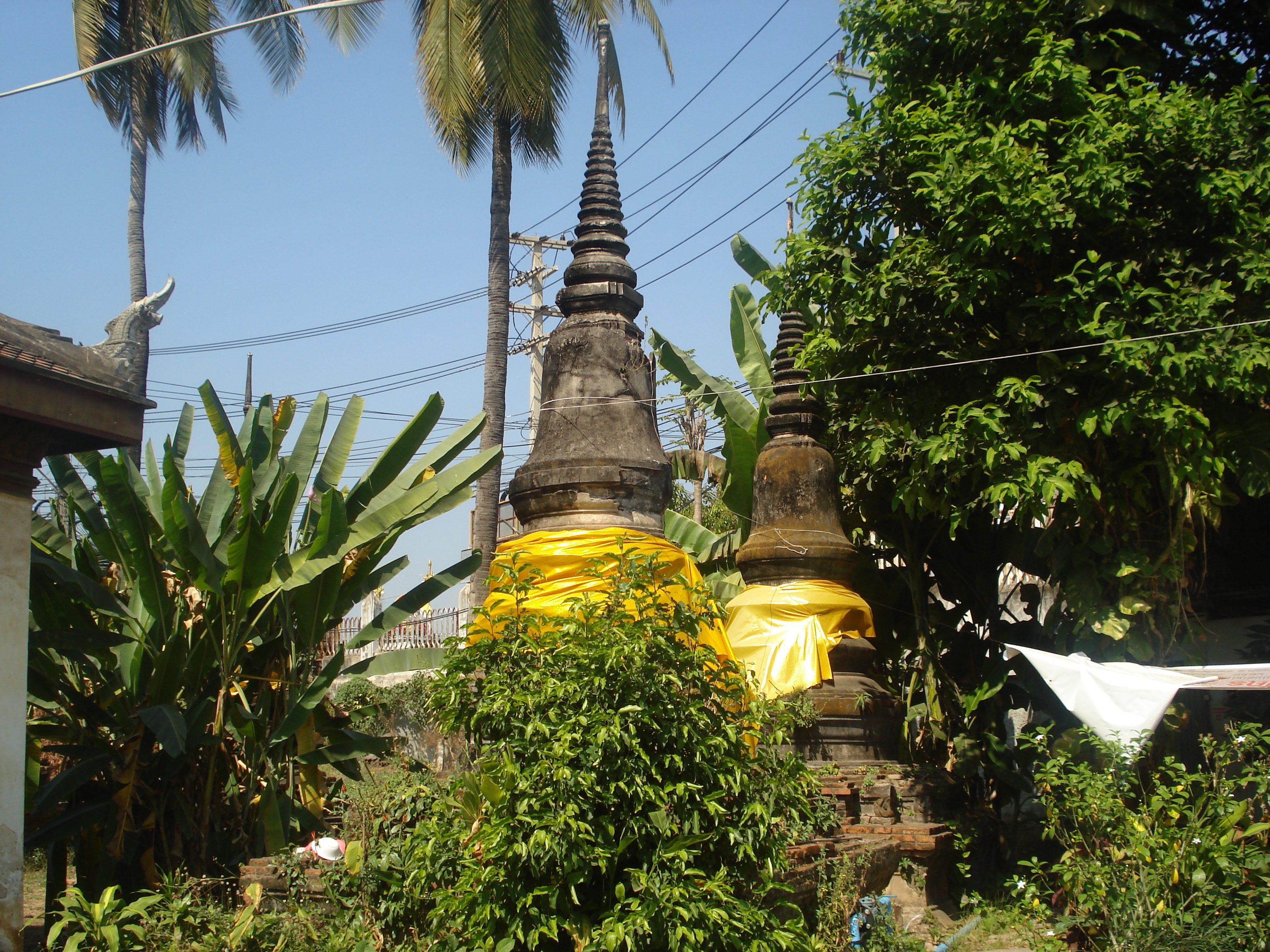 Picture Thailand Phitsanulok Wat Ratcha Bhurana 2008-01 21 - Tour Wat Ratcha Bhurana